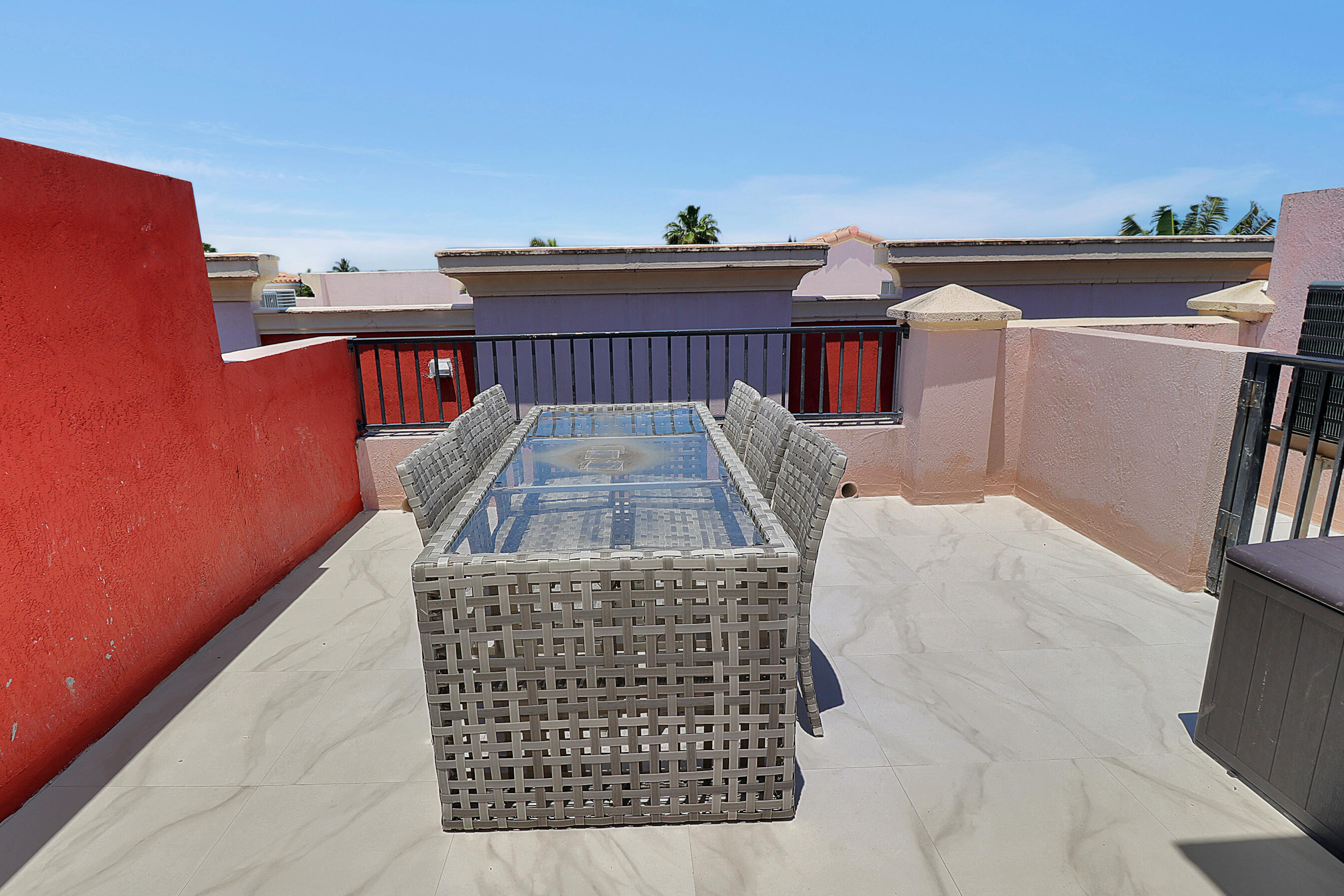 VILLA MEDICI CONDO - Residential
