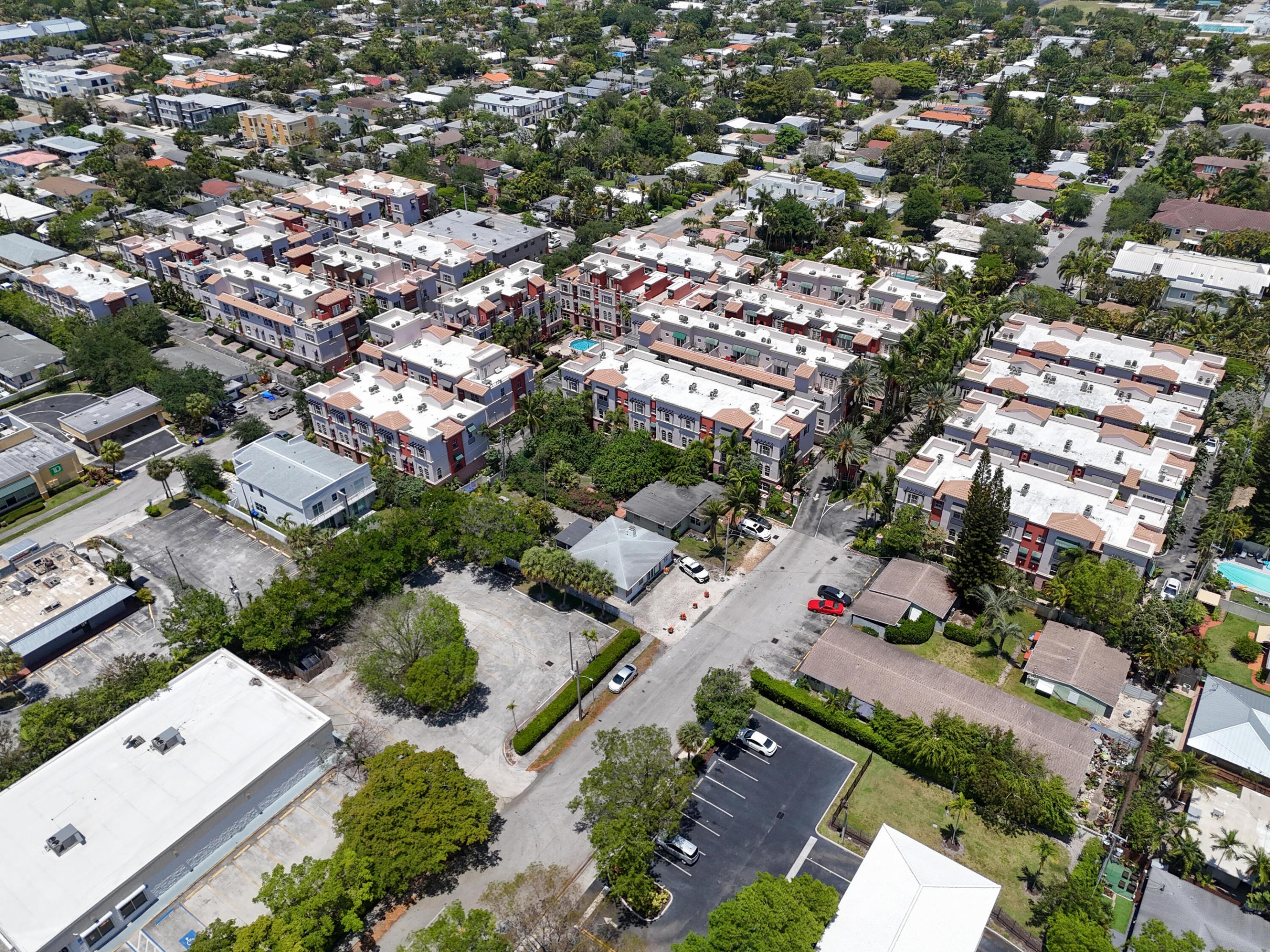 VILLA MEDICI CONDO - Residential