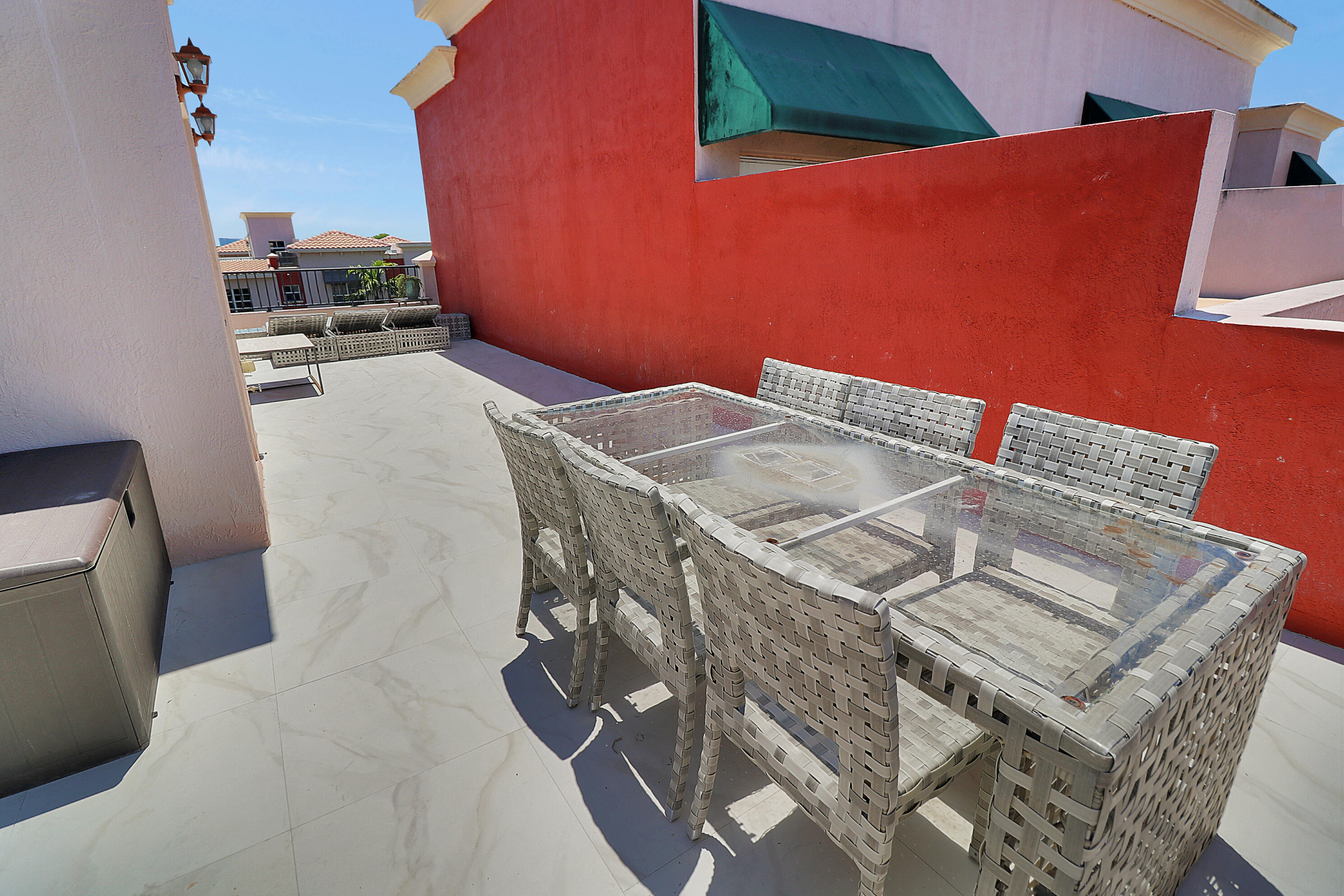VILLA MEDICI CONDO - Residential