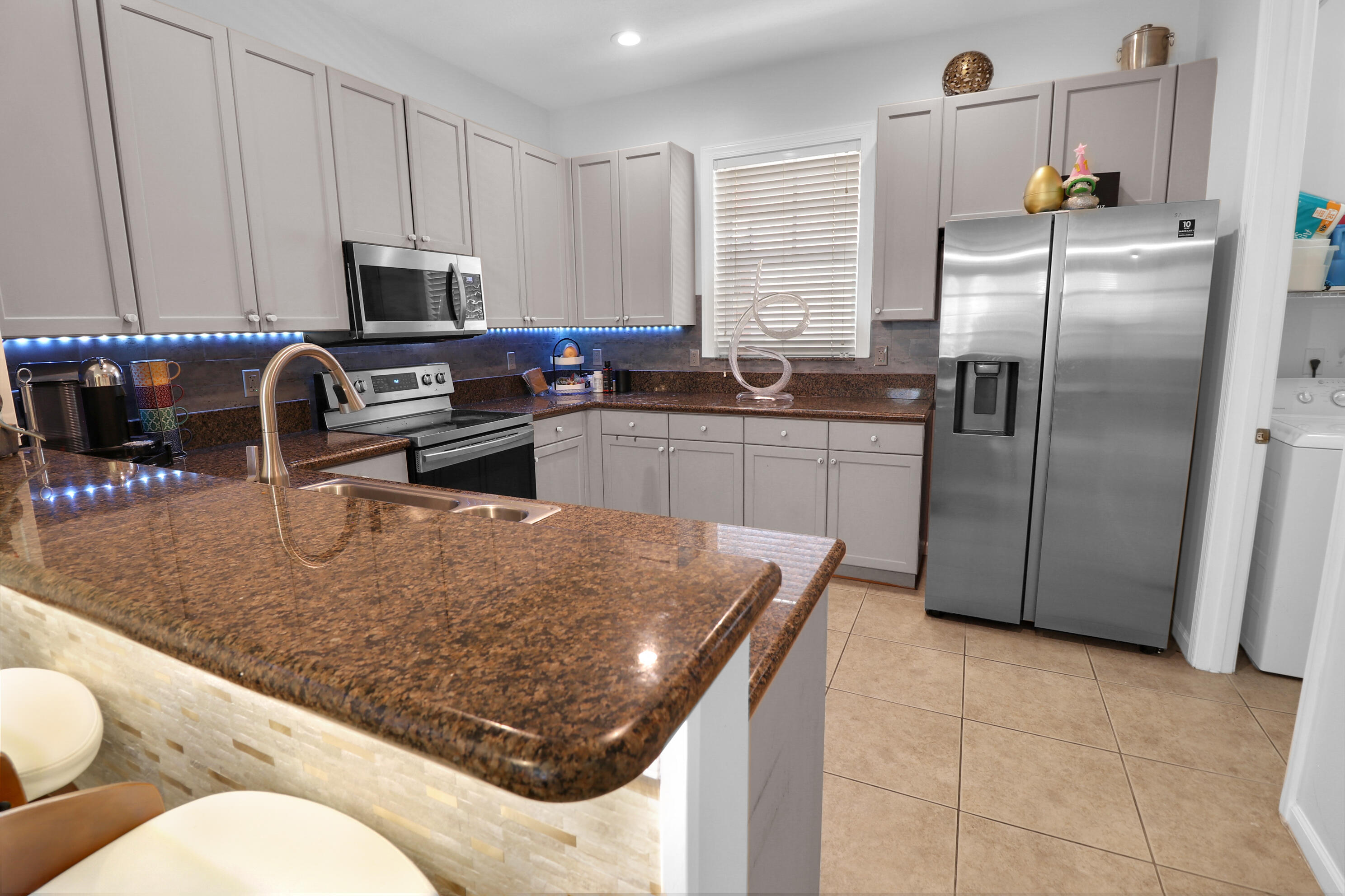 VILLA MEDICI CONDO - Residential