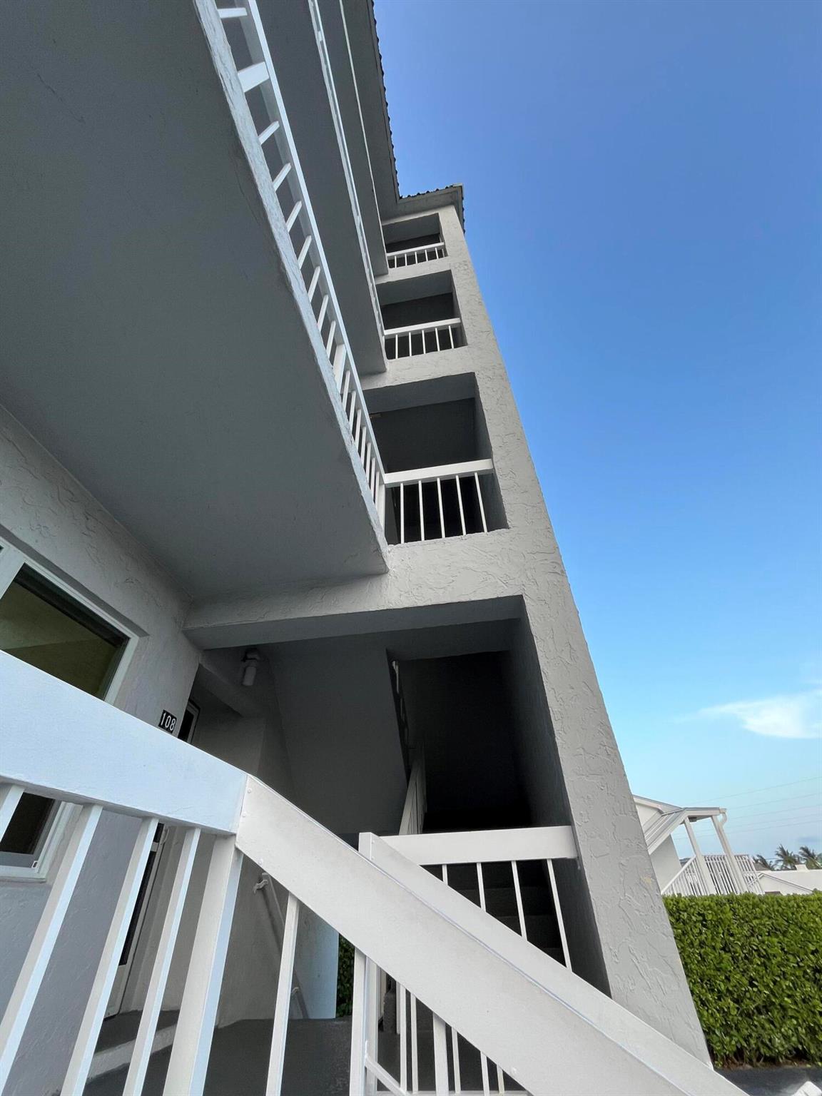 155 Yacht Club Drive 408