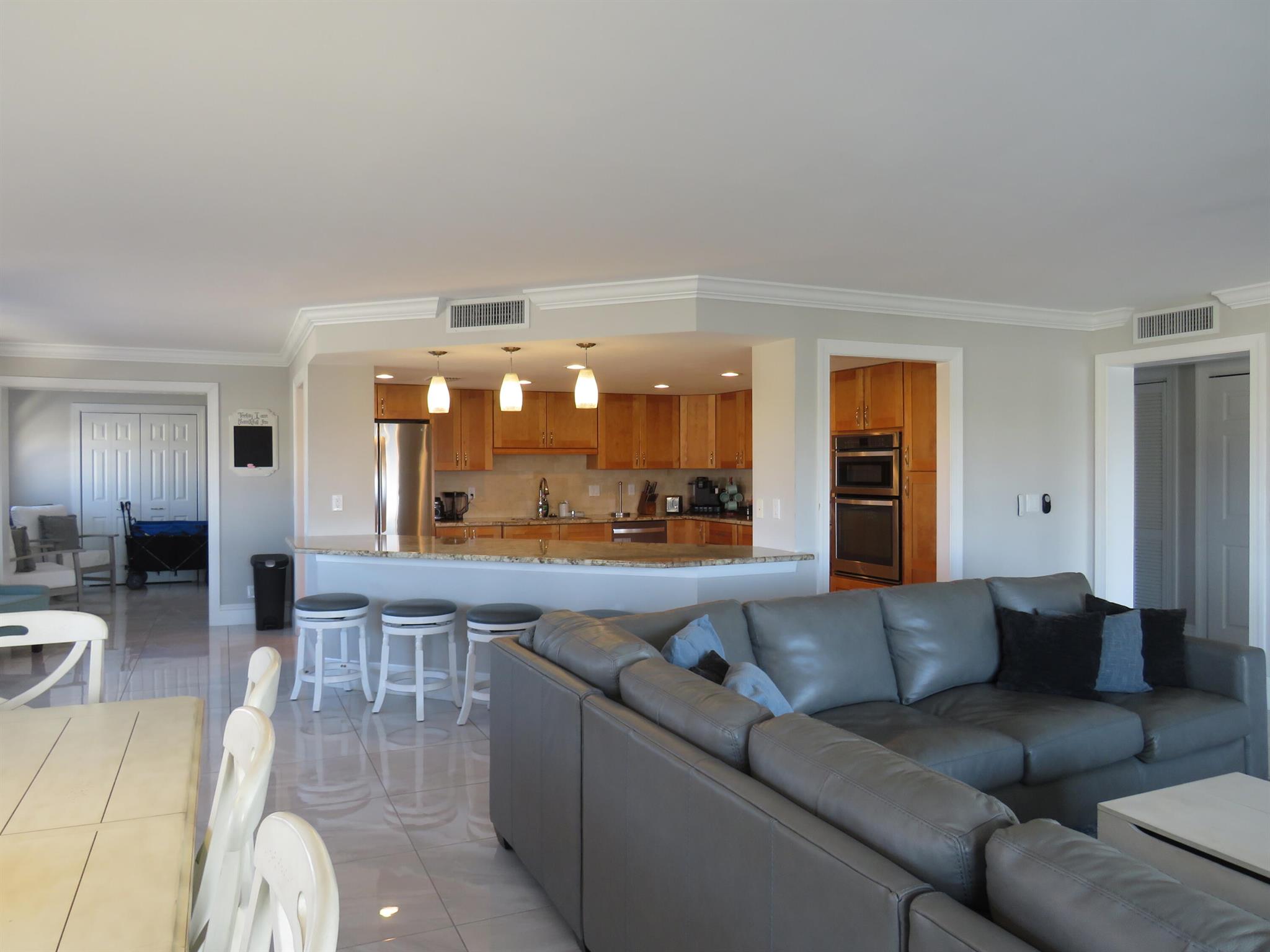 155 Yacht Club Drive 407