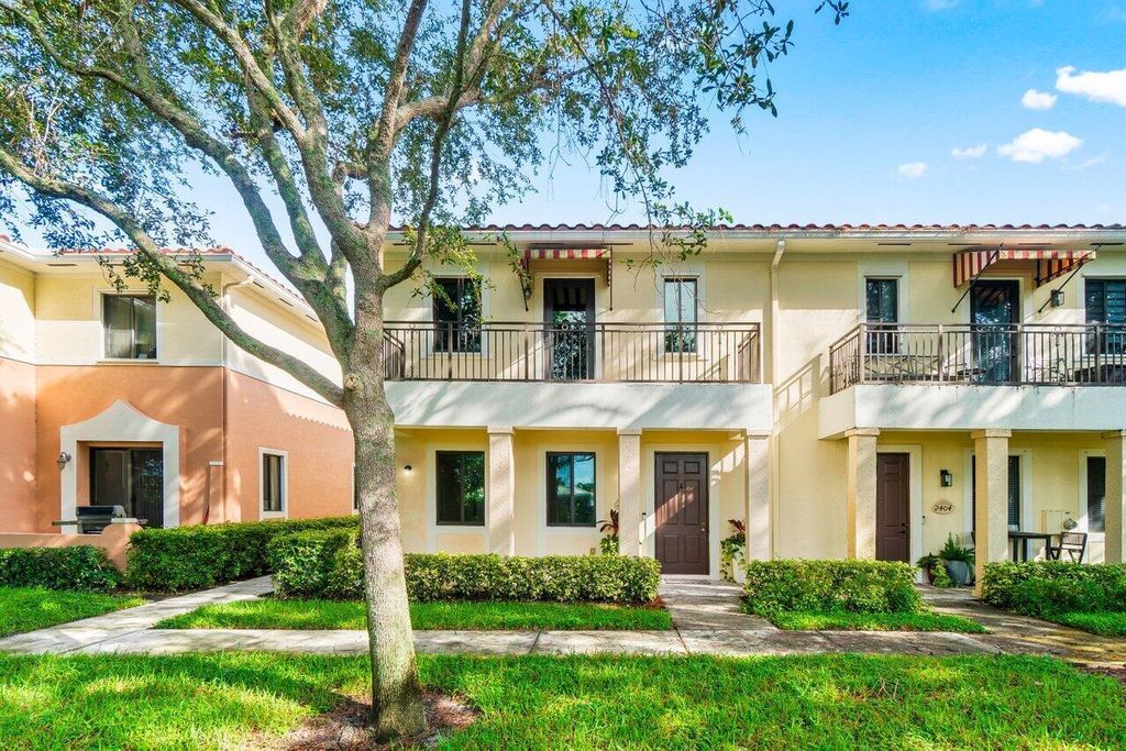 Photo of 2406 Venetian Way, Boynton Beach, FL 33426 (MLS # R11126813)