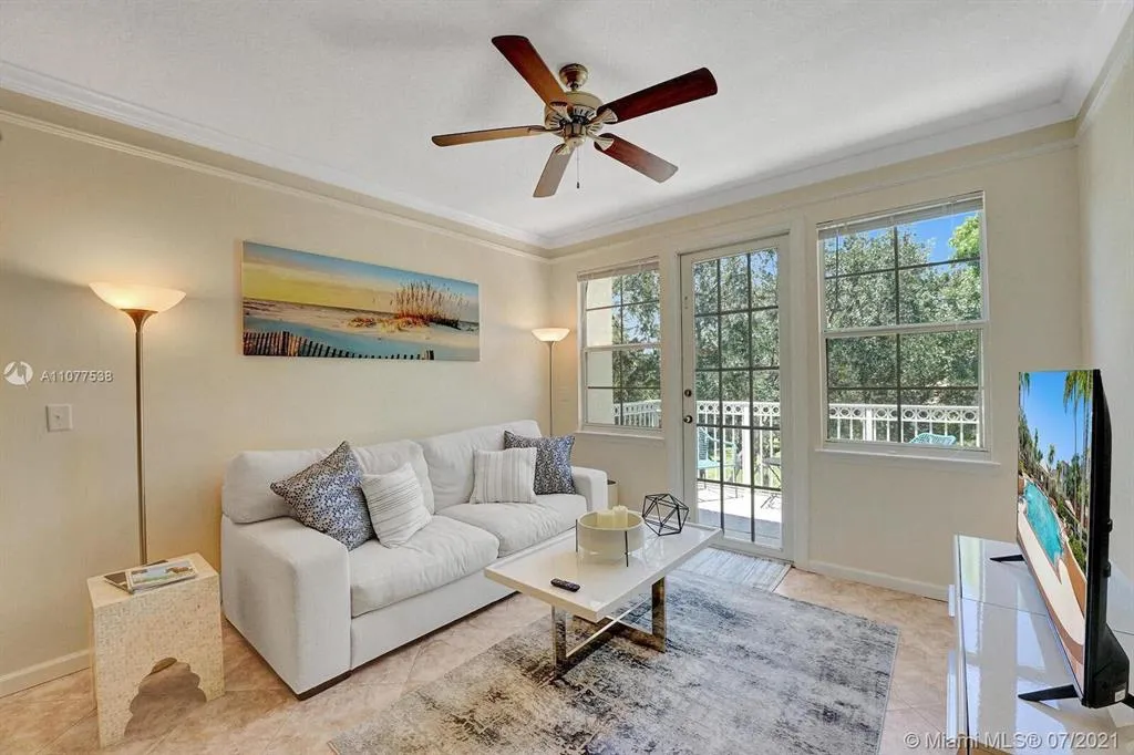 9857 Baywinds Dr Unit 9302  