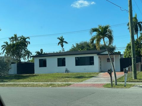 5601 SW 39th St Davie FL 33314