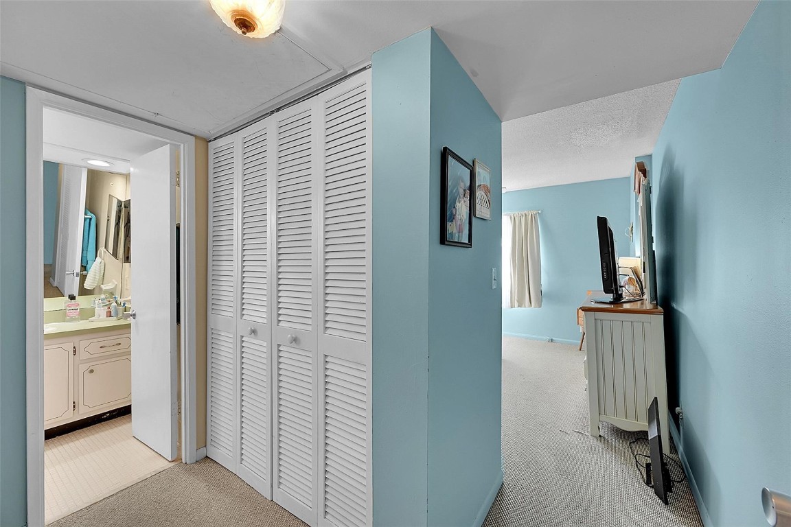 Briarwood Club Condo - Residential