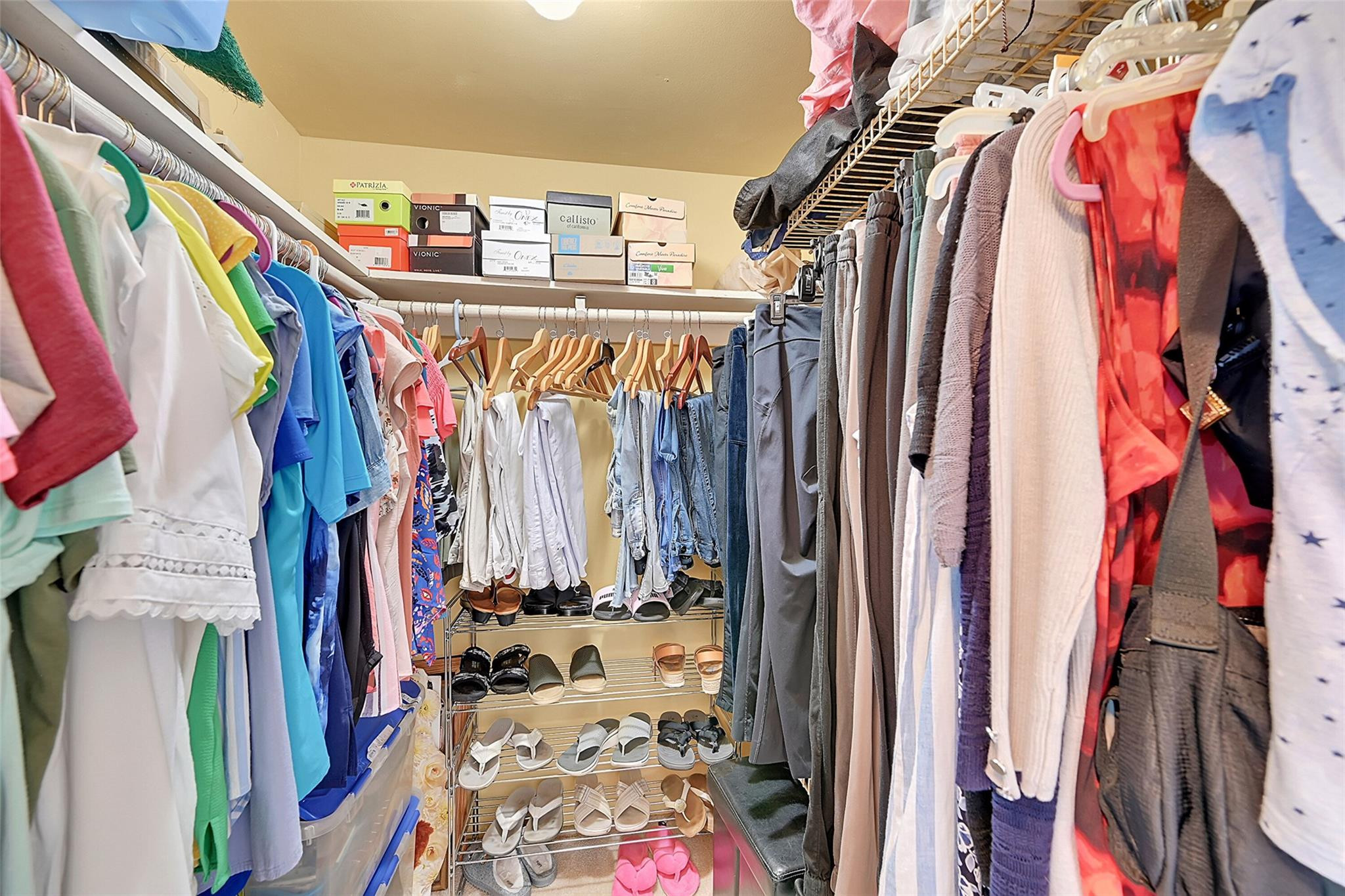 Briarwood Club Condo - Residential