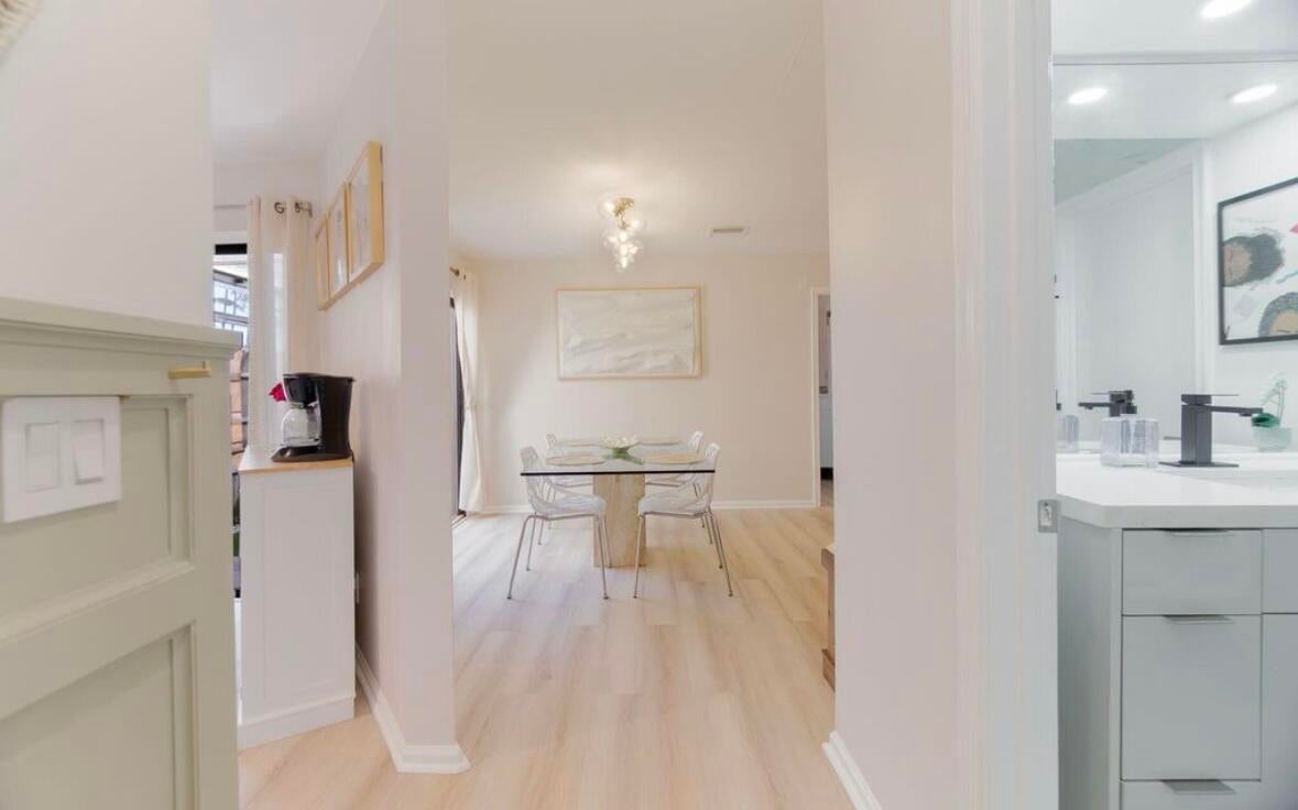 Properties 11892 STURBRIDGE Lane
