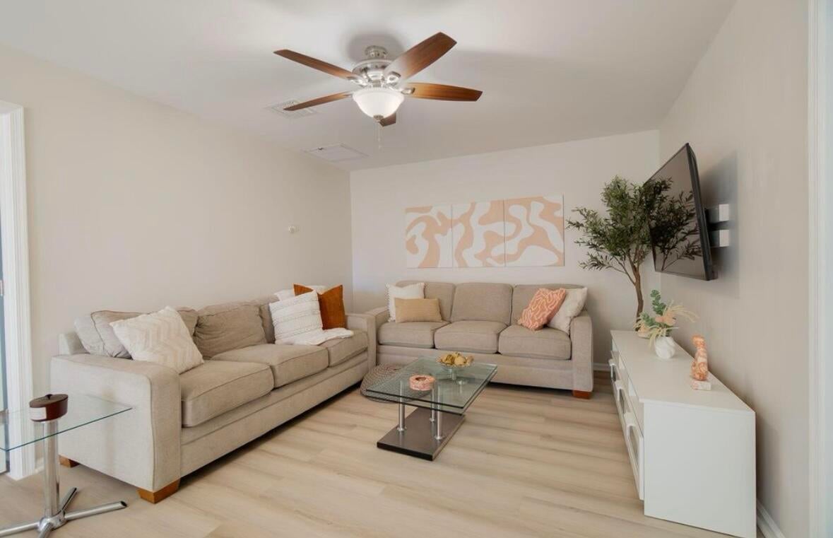 Properties 11892 STURBRIDGE Lane