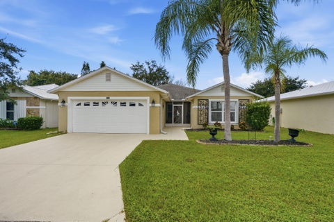 Photo of 6644 PICANTE Circle, Fort Pierce, FL 34951 (MLS # B26077680)