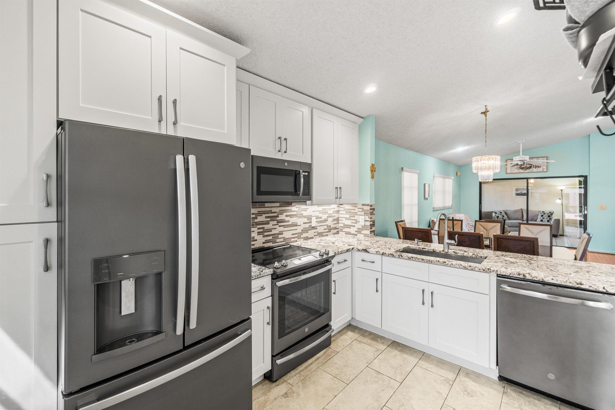 6235 Kings Gate Circle