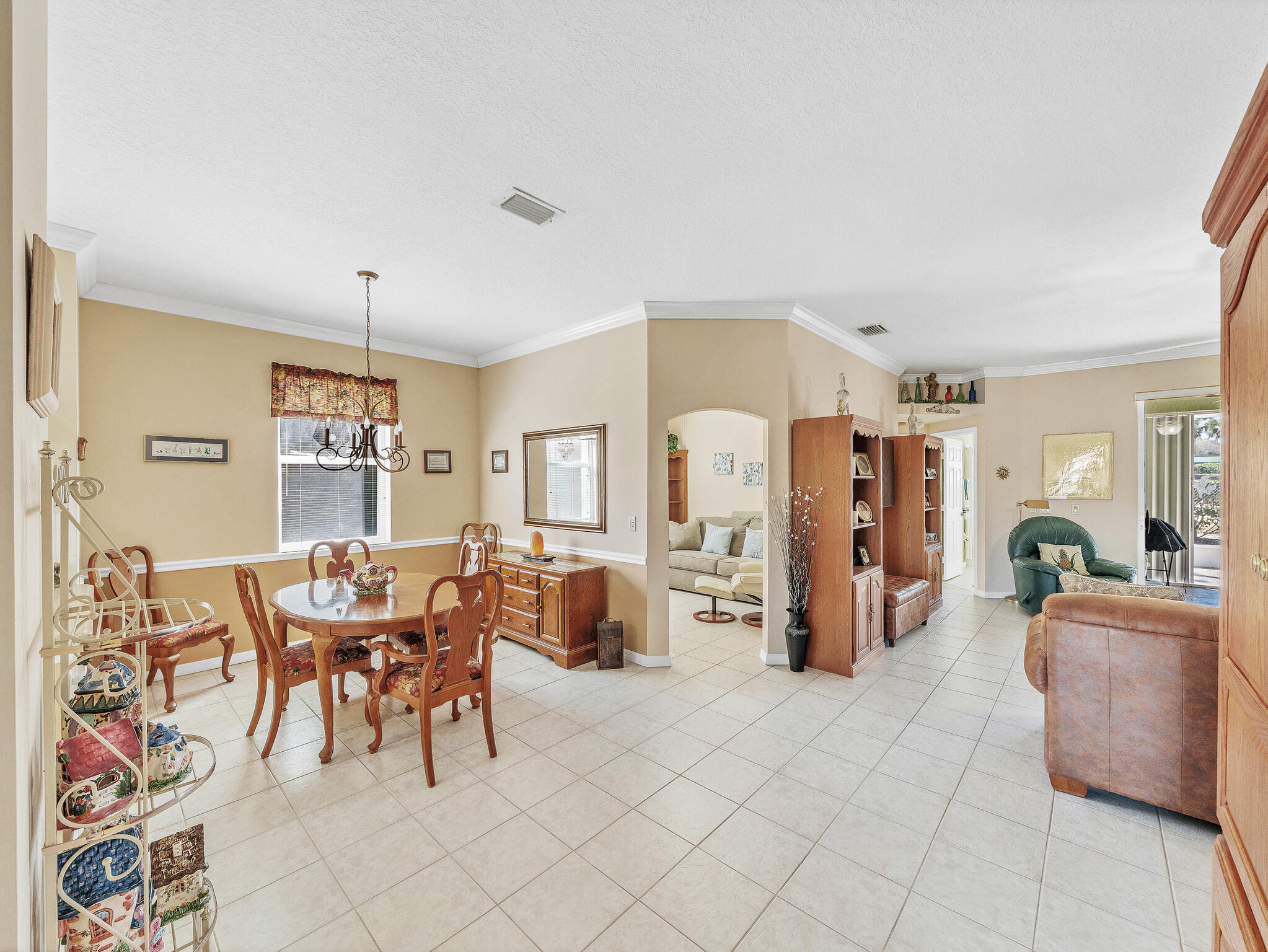 KINGS ISLE PHASE VII-B REPLAT - Residential