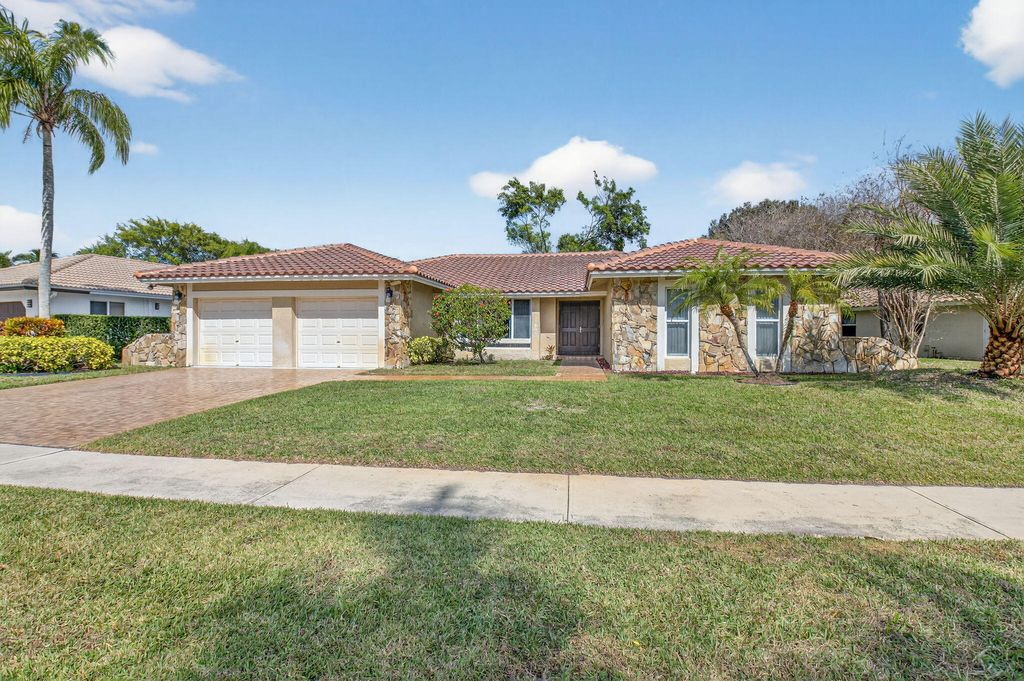 Photo of 10185 Harbourtown Court, Boca Raton, FL 33498 (MLS # R11162483)