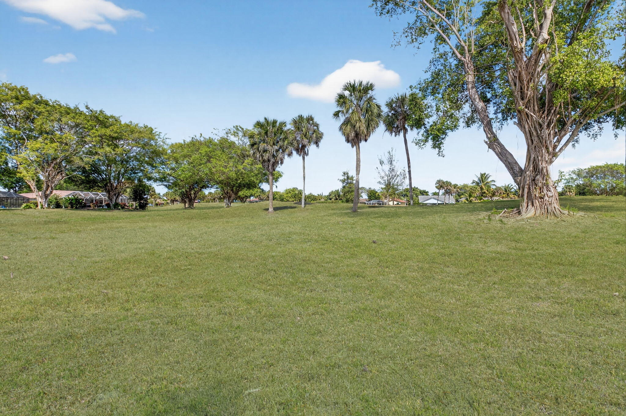 BOCA GREENS - Residential