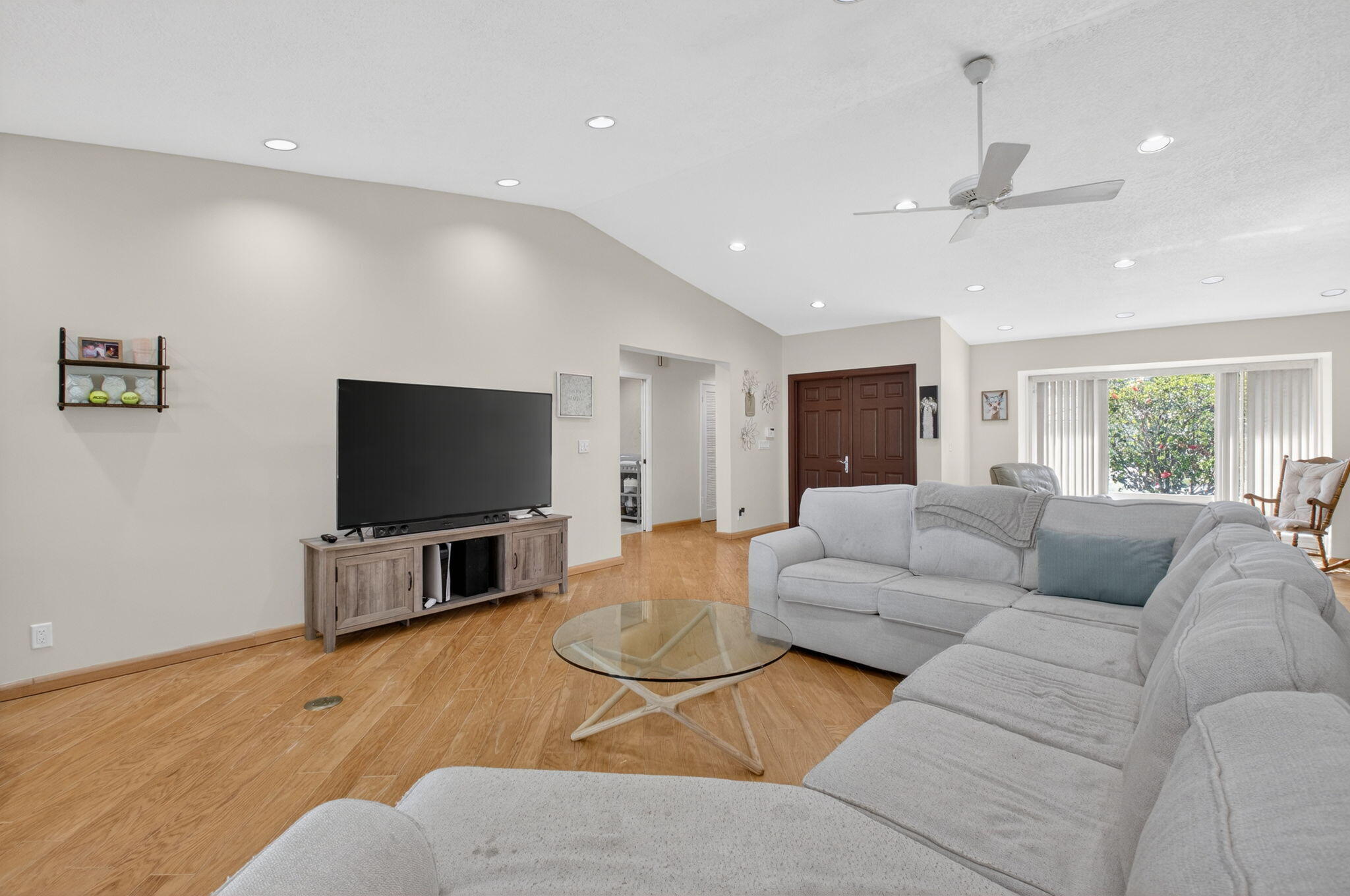 BOCA GREENS - Residential