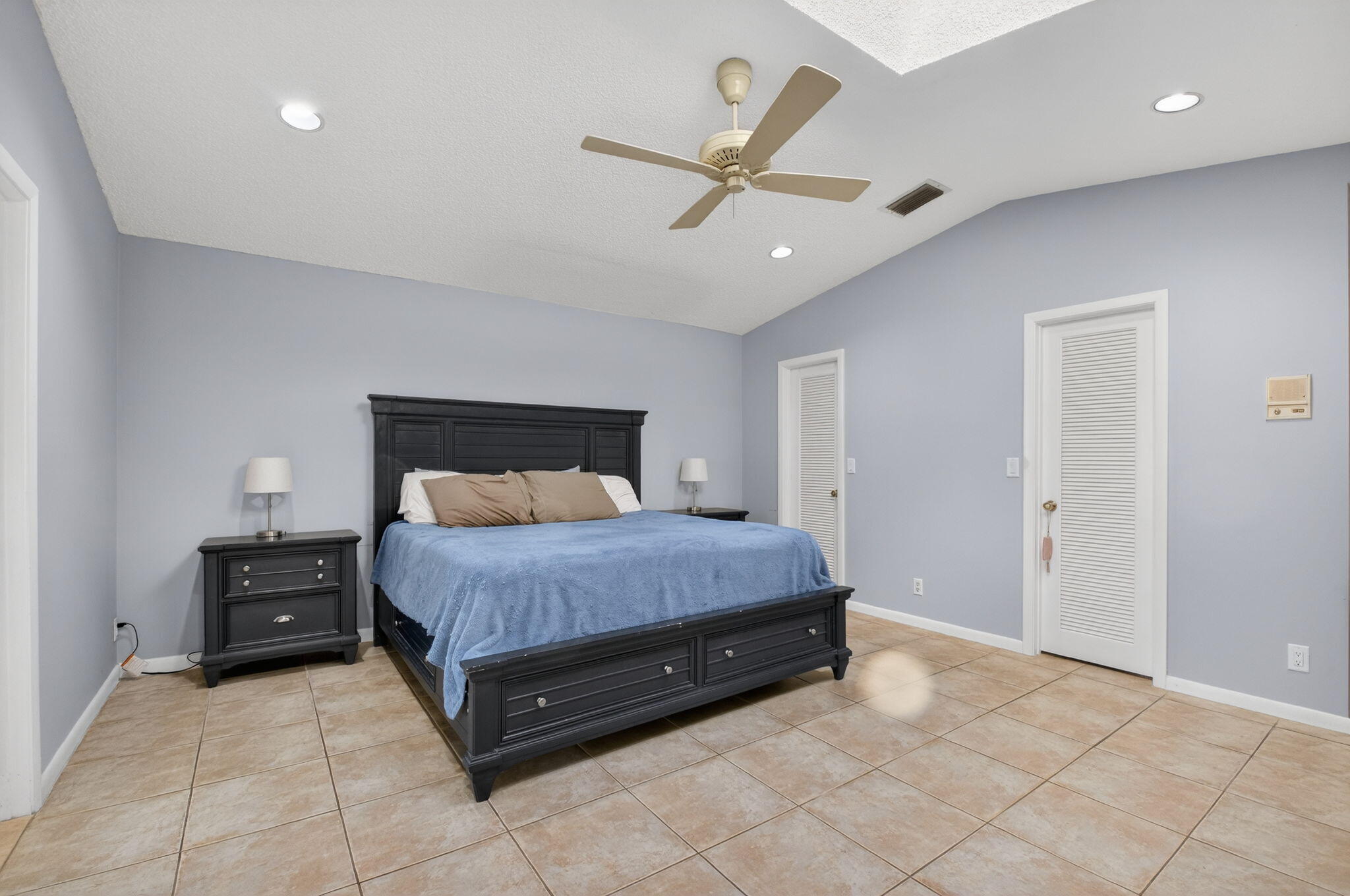 BOCA GREENS - Residential