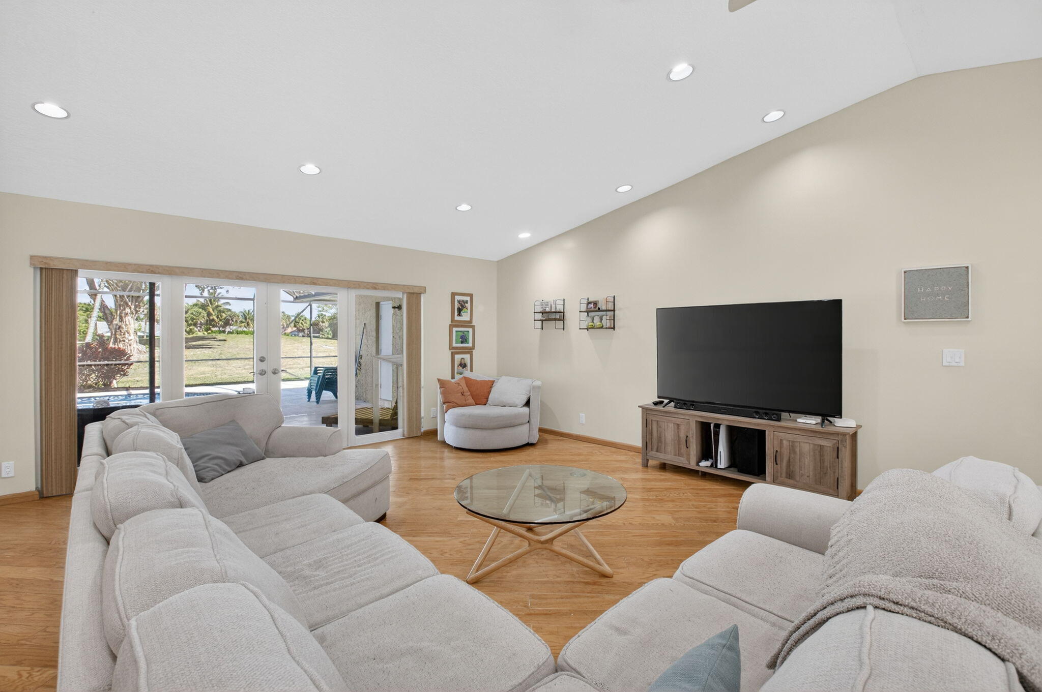 BOCA GREENS - Residential