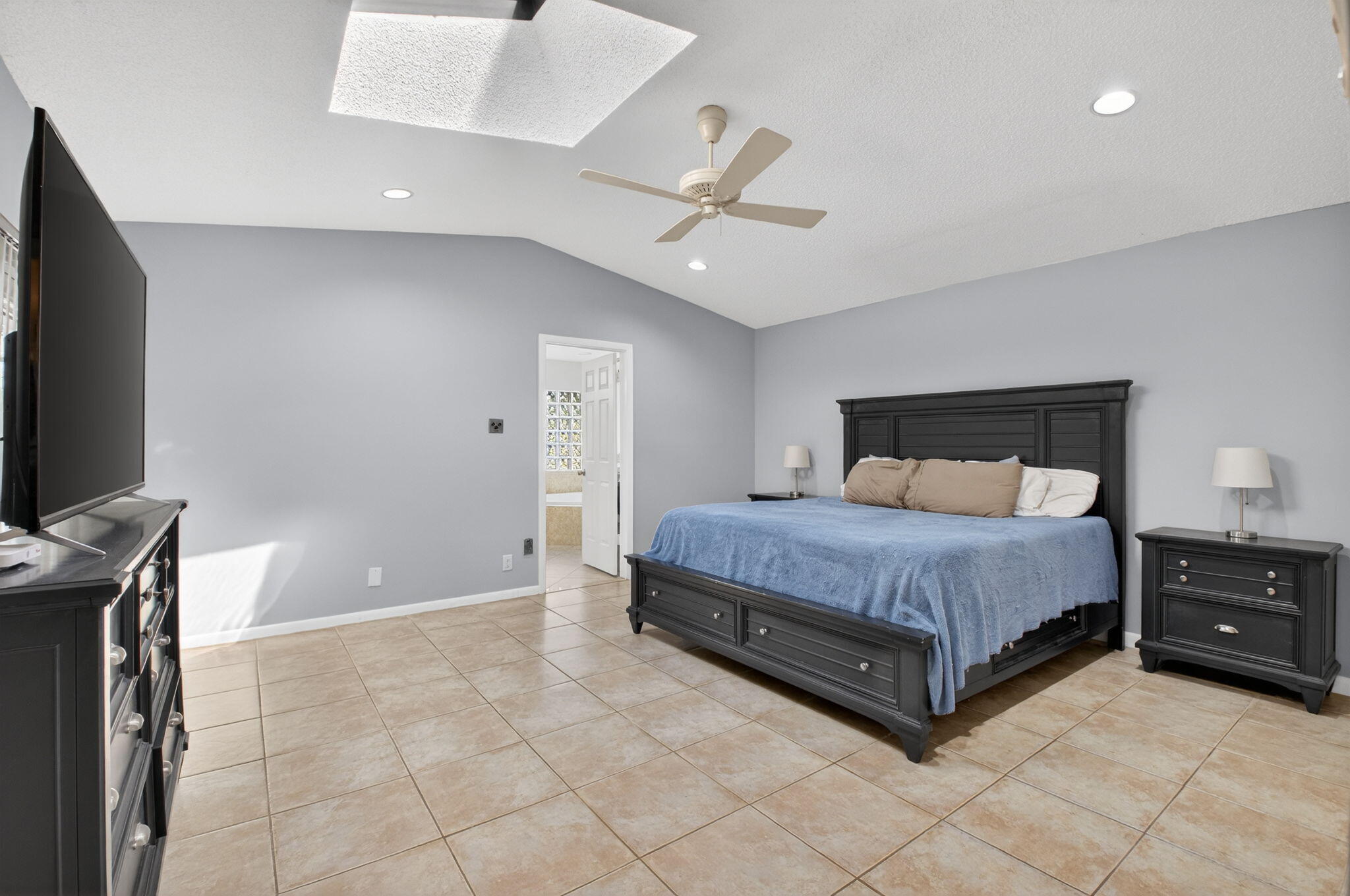 BOCA GREENS - Residential