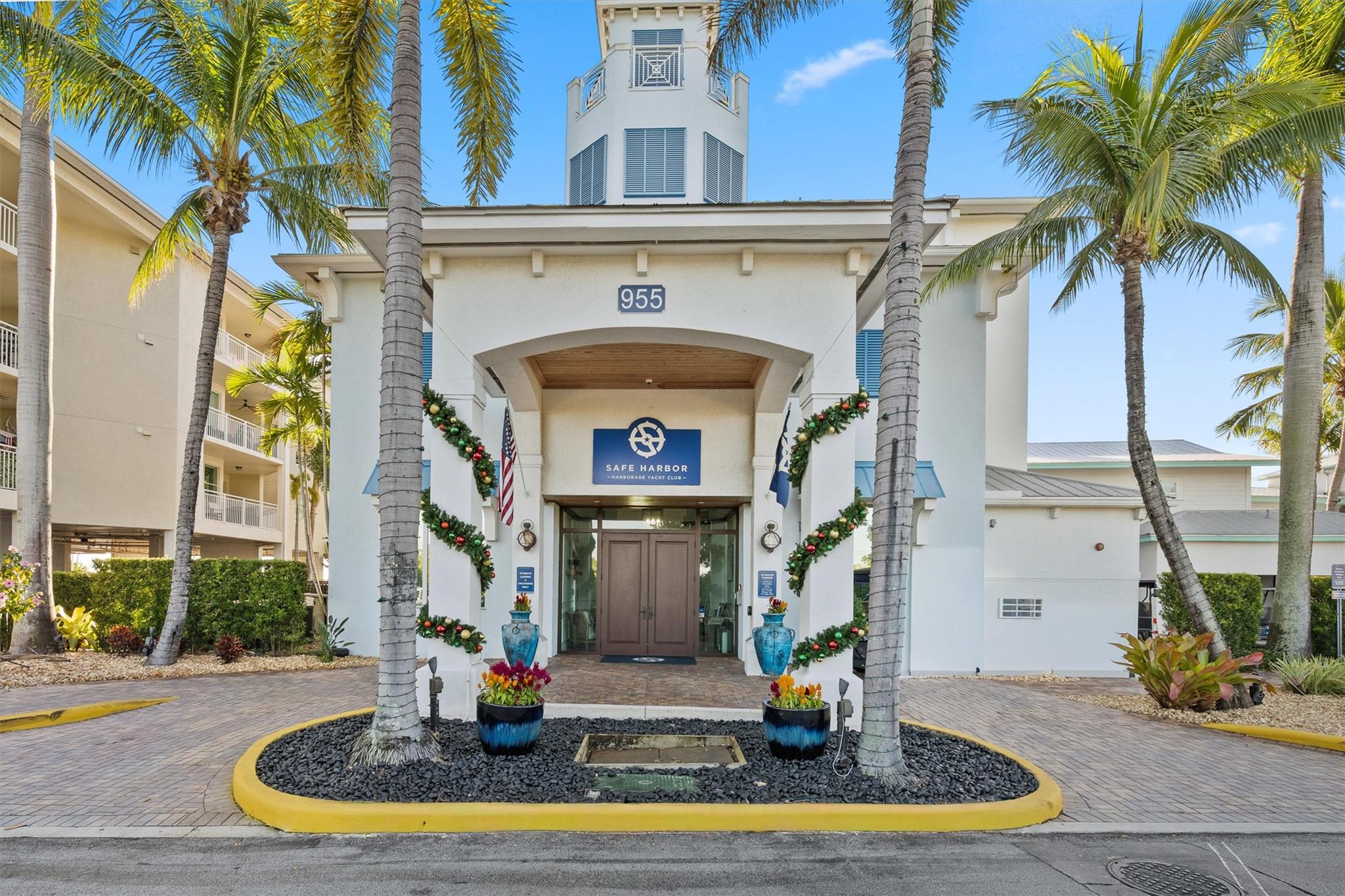 Harborage Yacht Condo - Residential