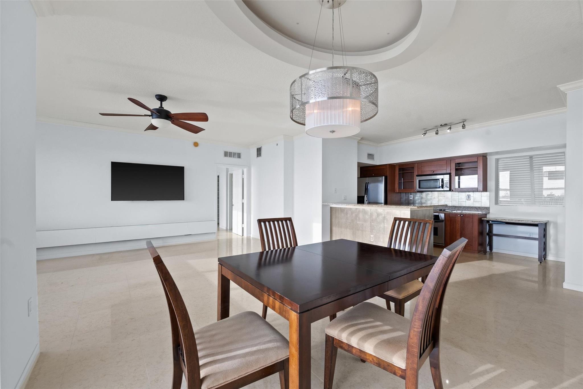 Harborage Yacht Condo - Residential