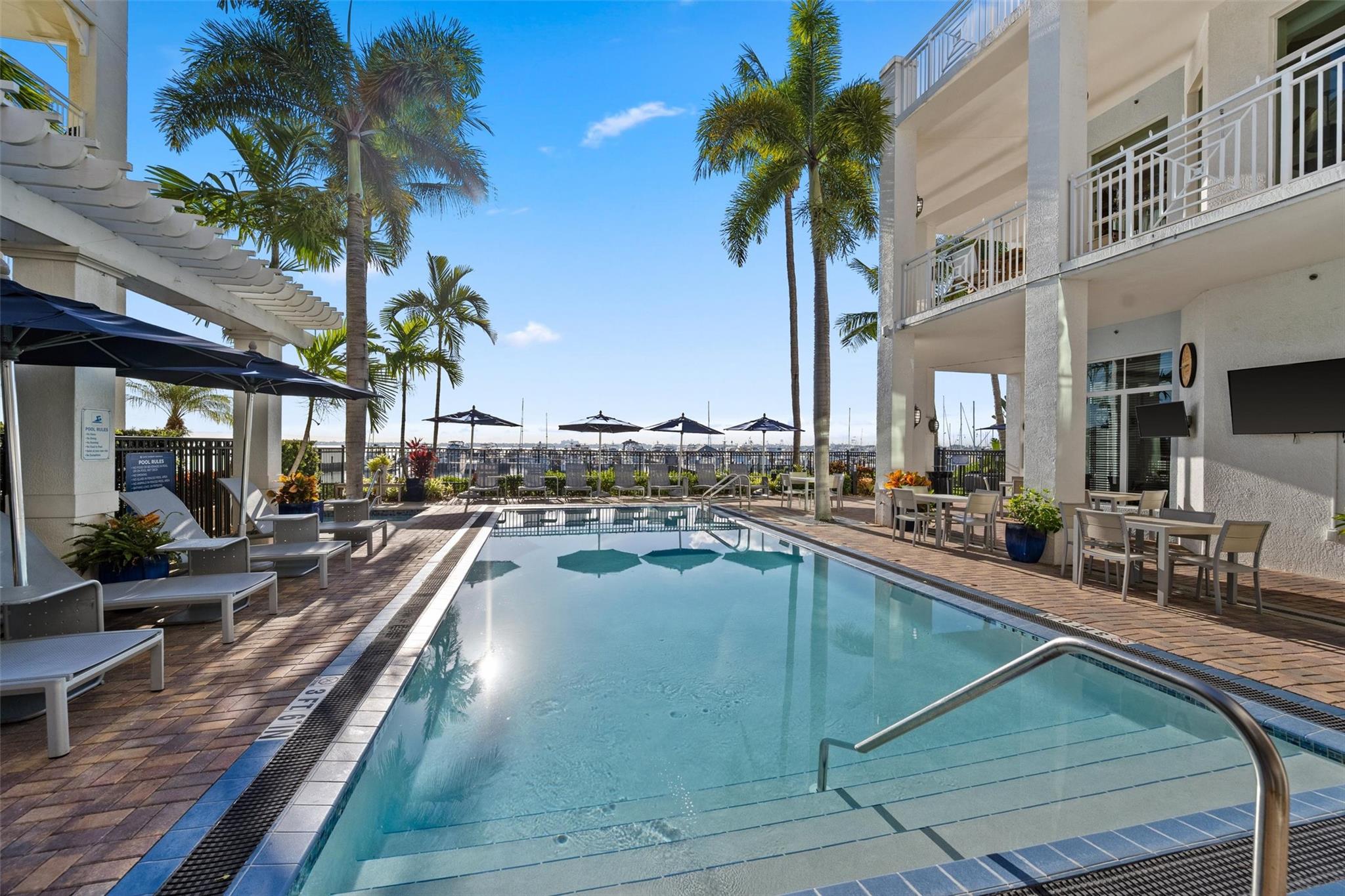 Harborage Yacht Condo - Residential