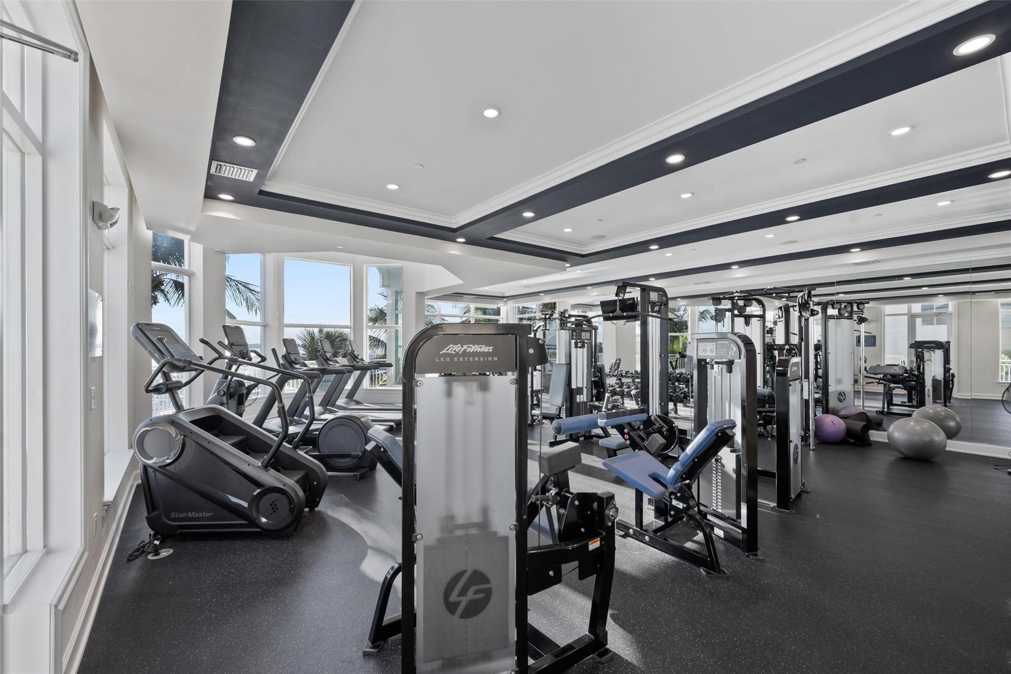 Harborage Yacht Condo - Residential