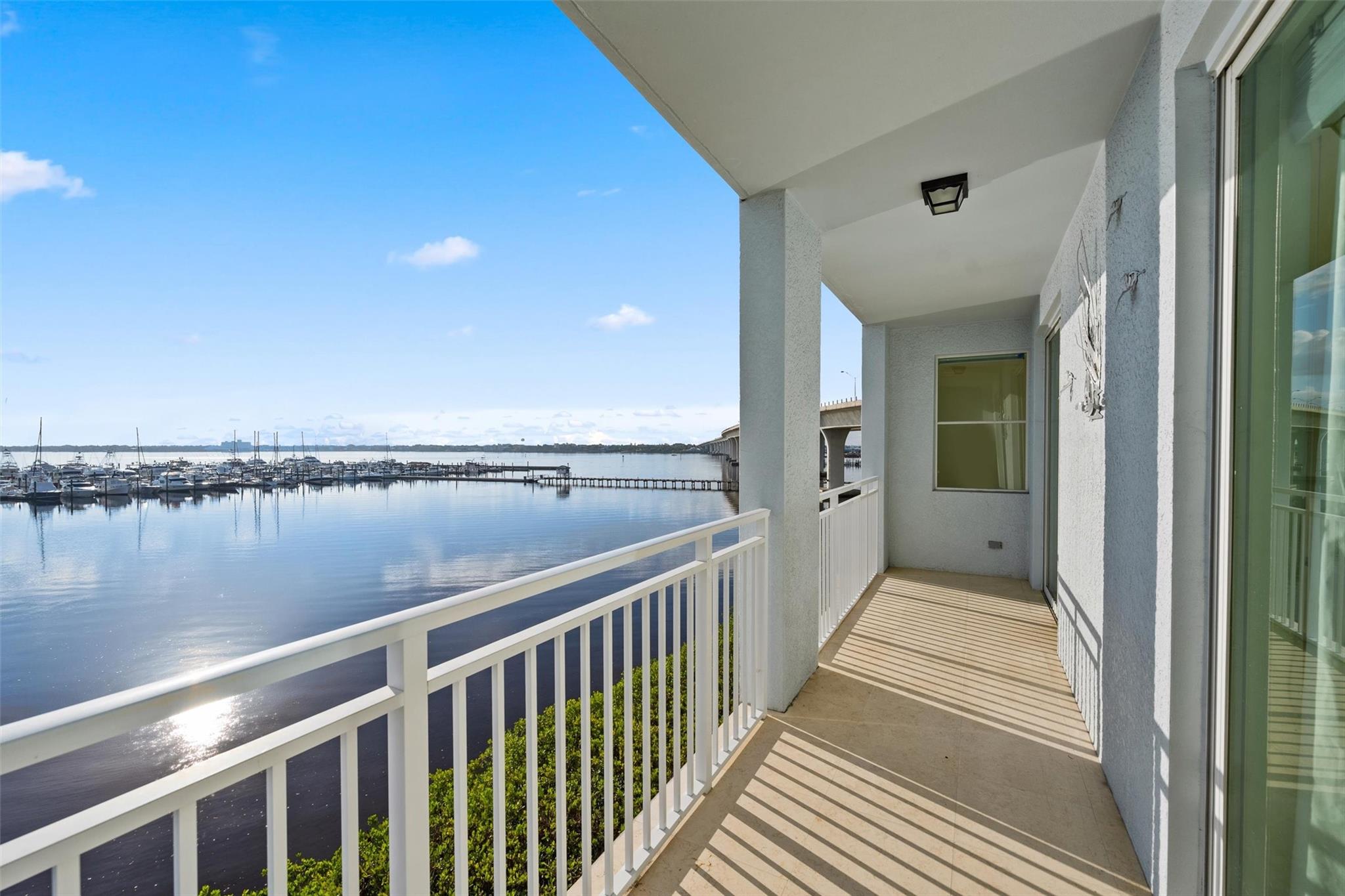 Harborage Yacht Condo - Residential