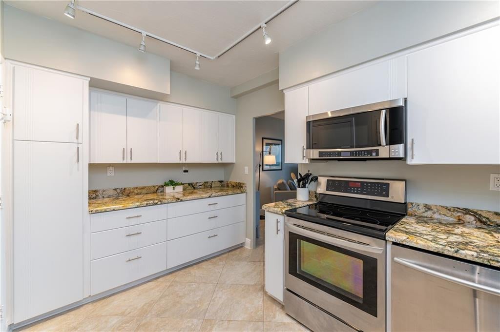 Coral Ridge Towers - Residential