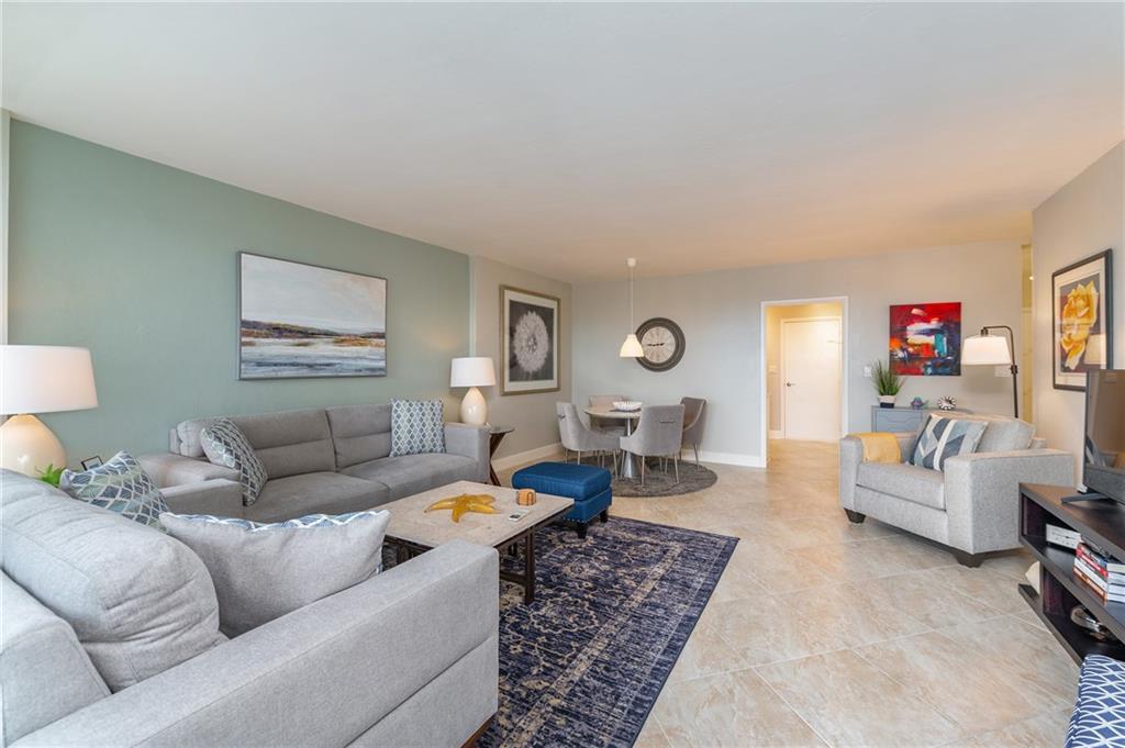Coral Ridge Towers - Residential