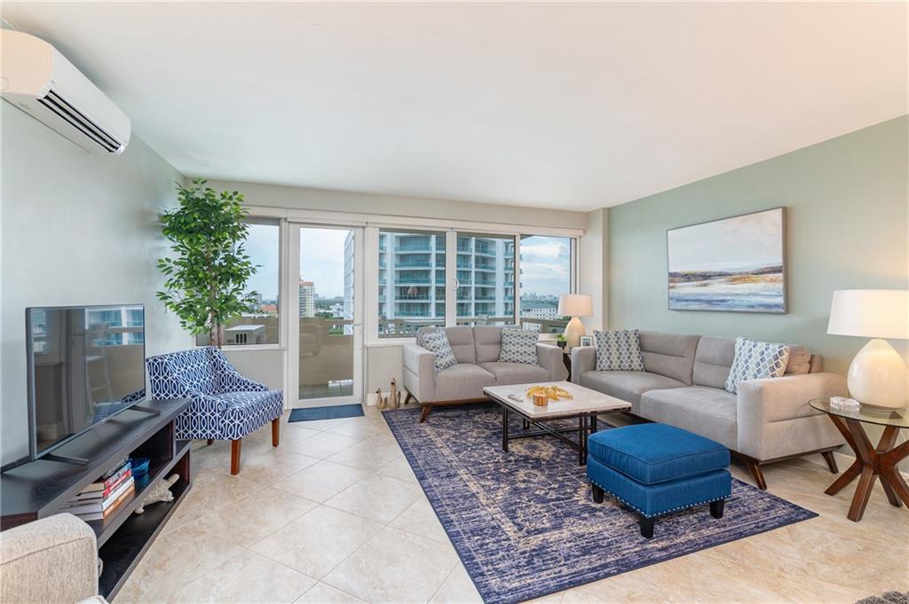 Coral Ridge Towers - Residential