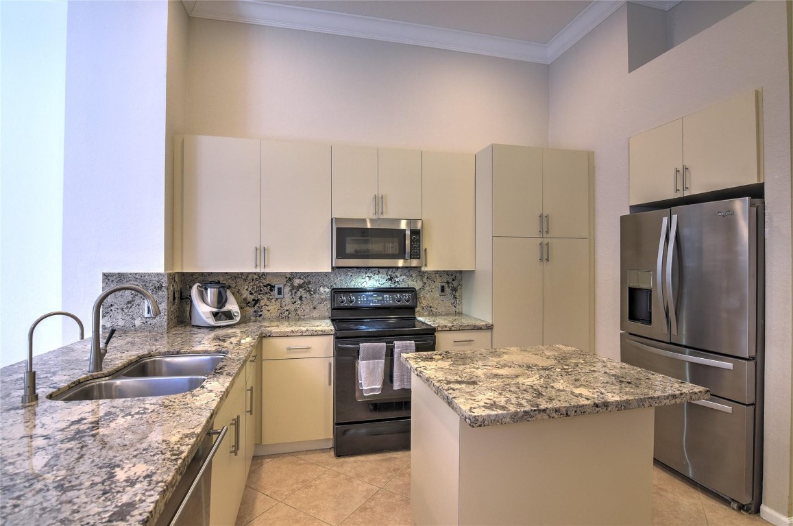 Sector 2-Parcels 9 & 10 1 - Residential