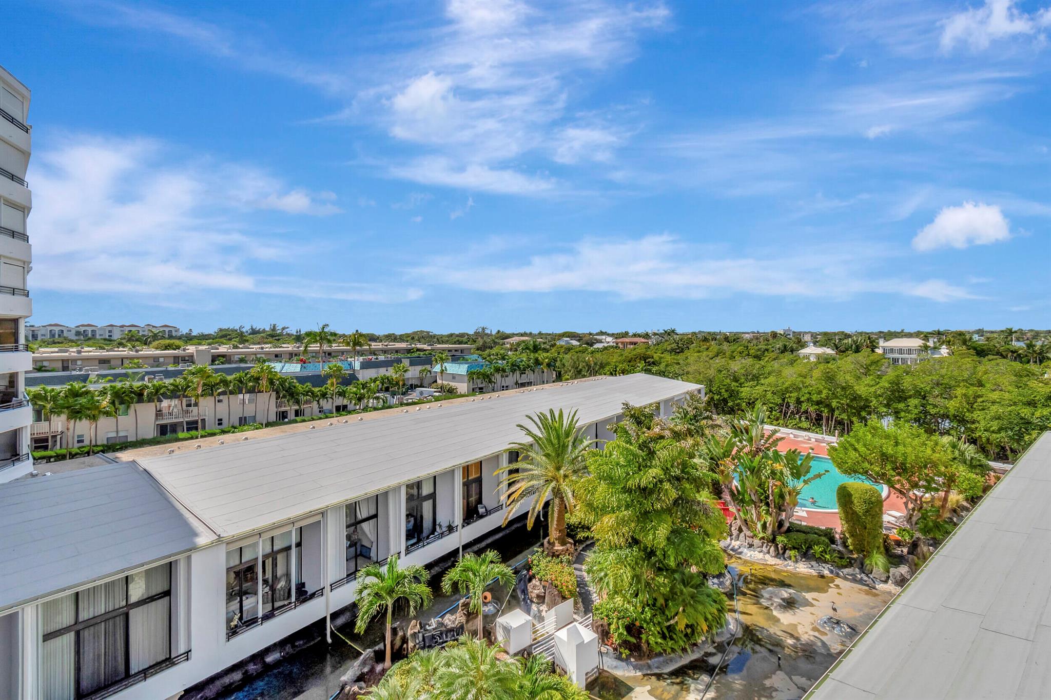 MAYFAIR HOUSE CONDO - Residential Lease