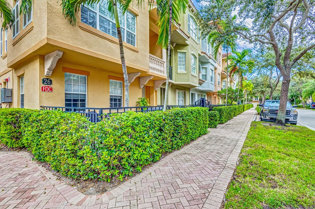 Photo of 2465 San Pietro Circle, Palm Beach Gardens, FL 33410 (MLS # R10929577)