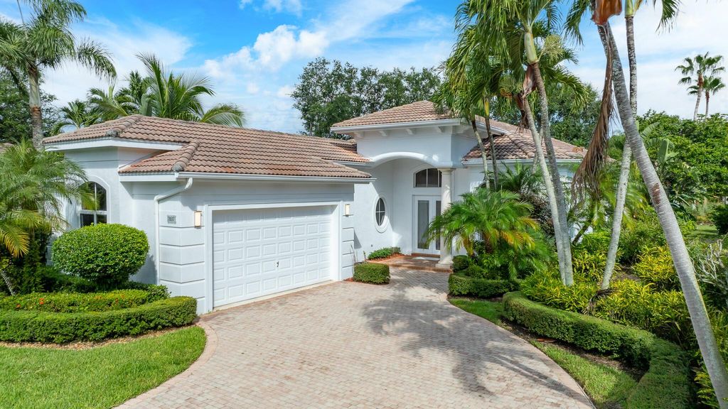 Photo of 7837 Villa D Este Way, Delray Beach, FL 33446 (MLS # R11007652)