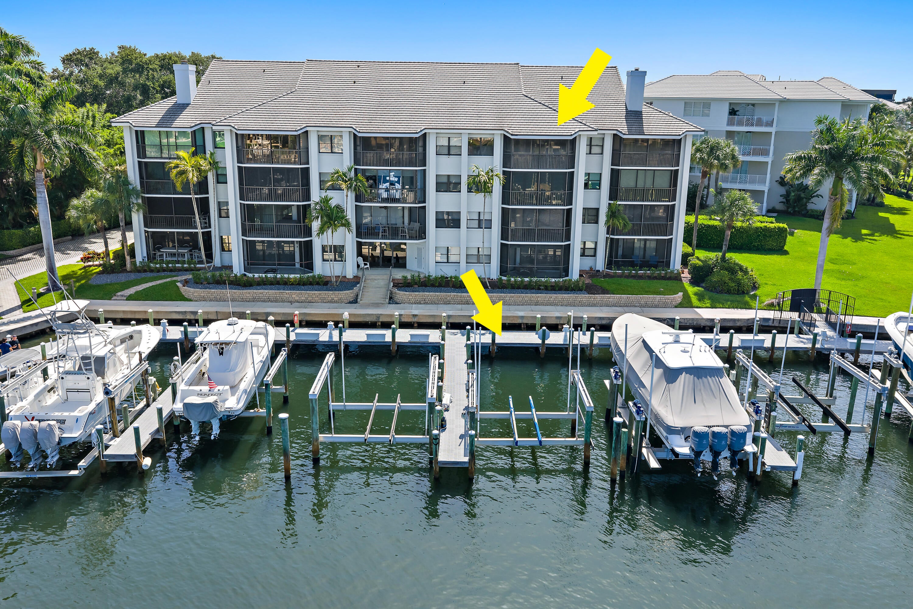 542 Bay Colony Drive N 542