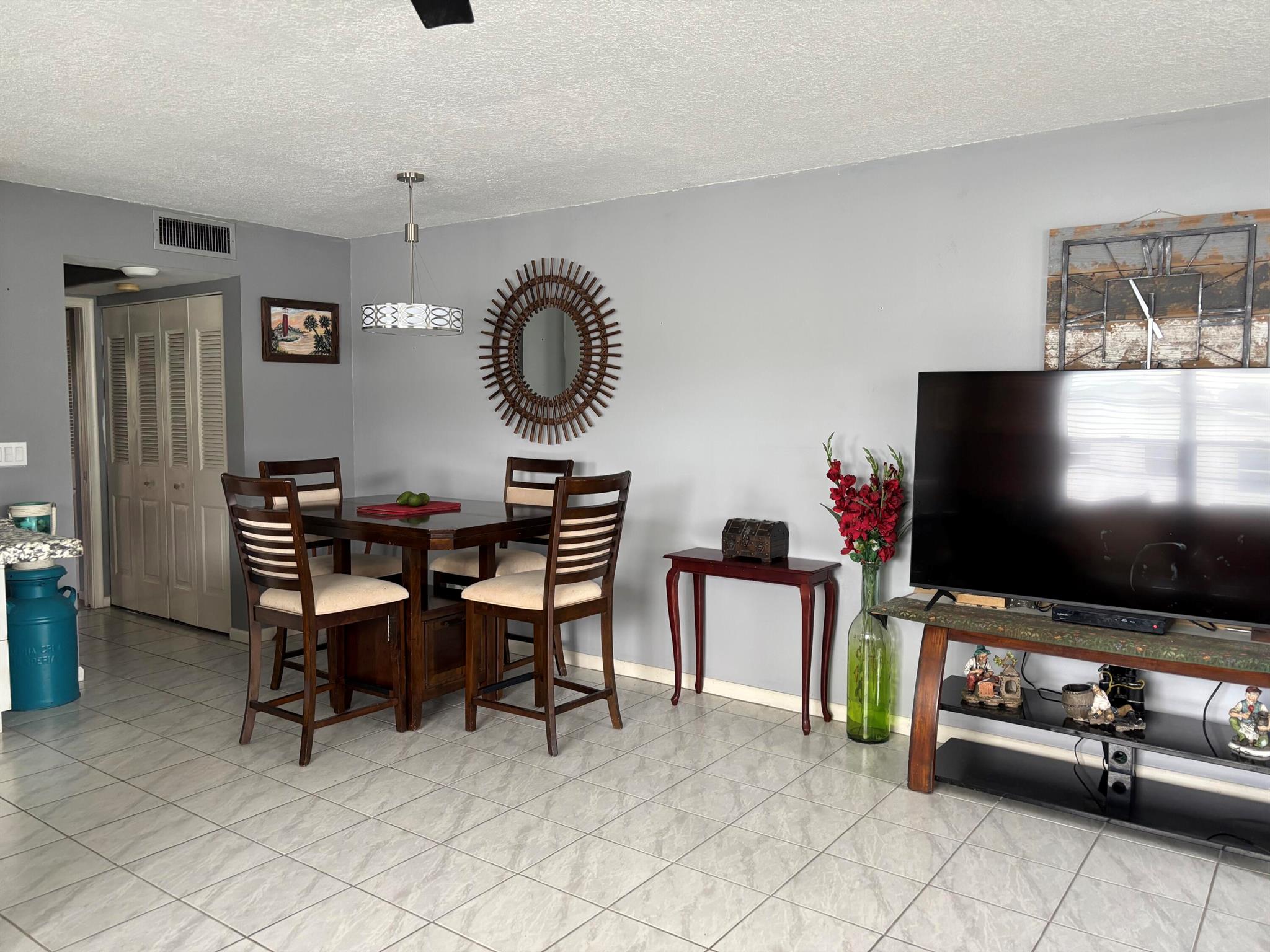 287 Camden L 287