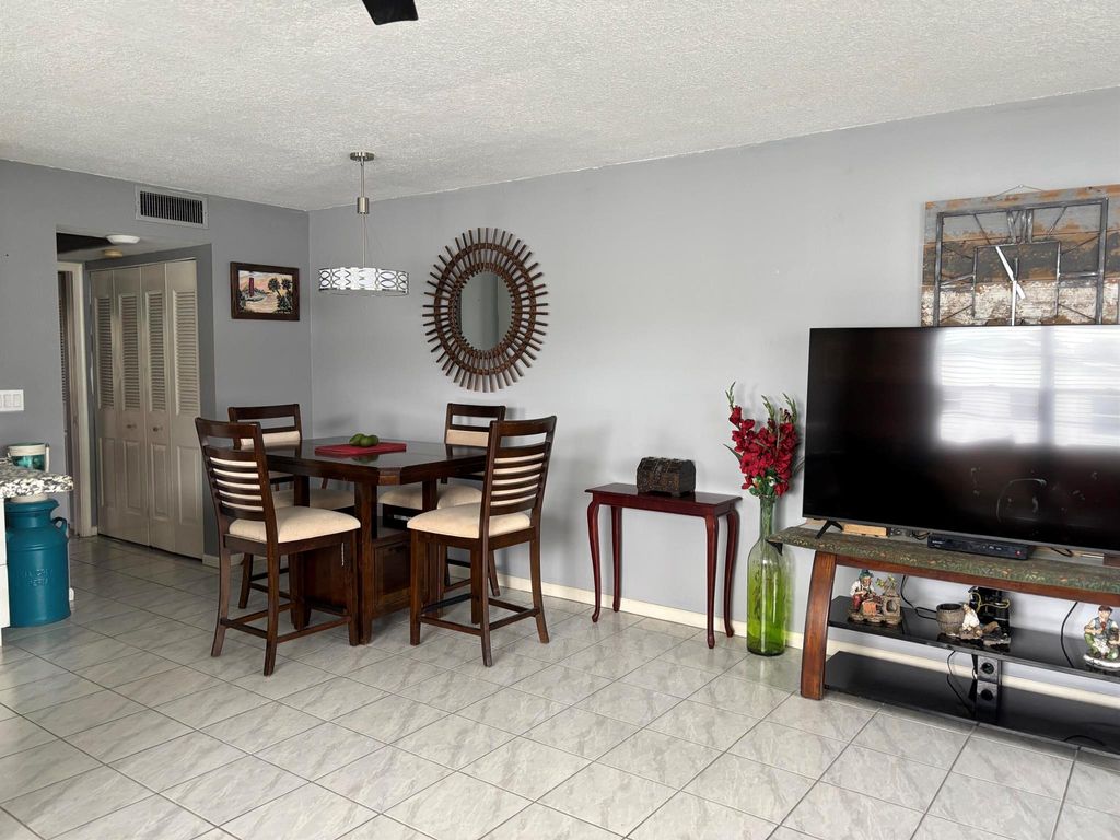 Photo of 287 Camden L #287, West Palm Beach, FL 33417 (MLS # R11132221)
