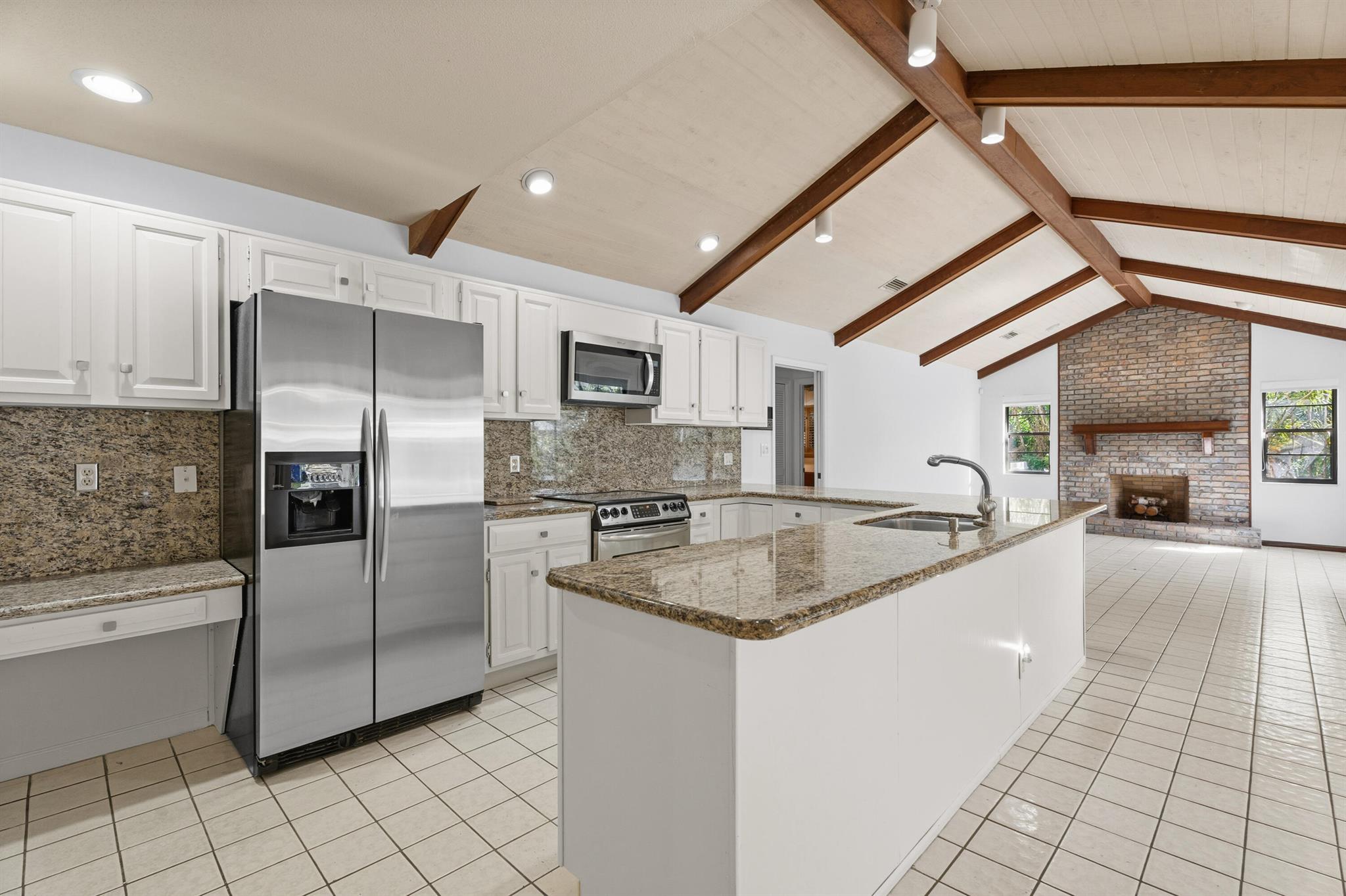 ESTANCIA II OF VIA VERDE - Residential