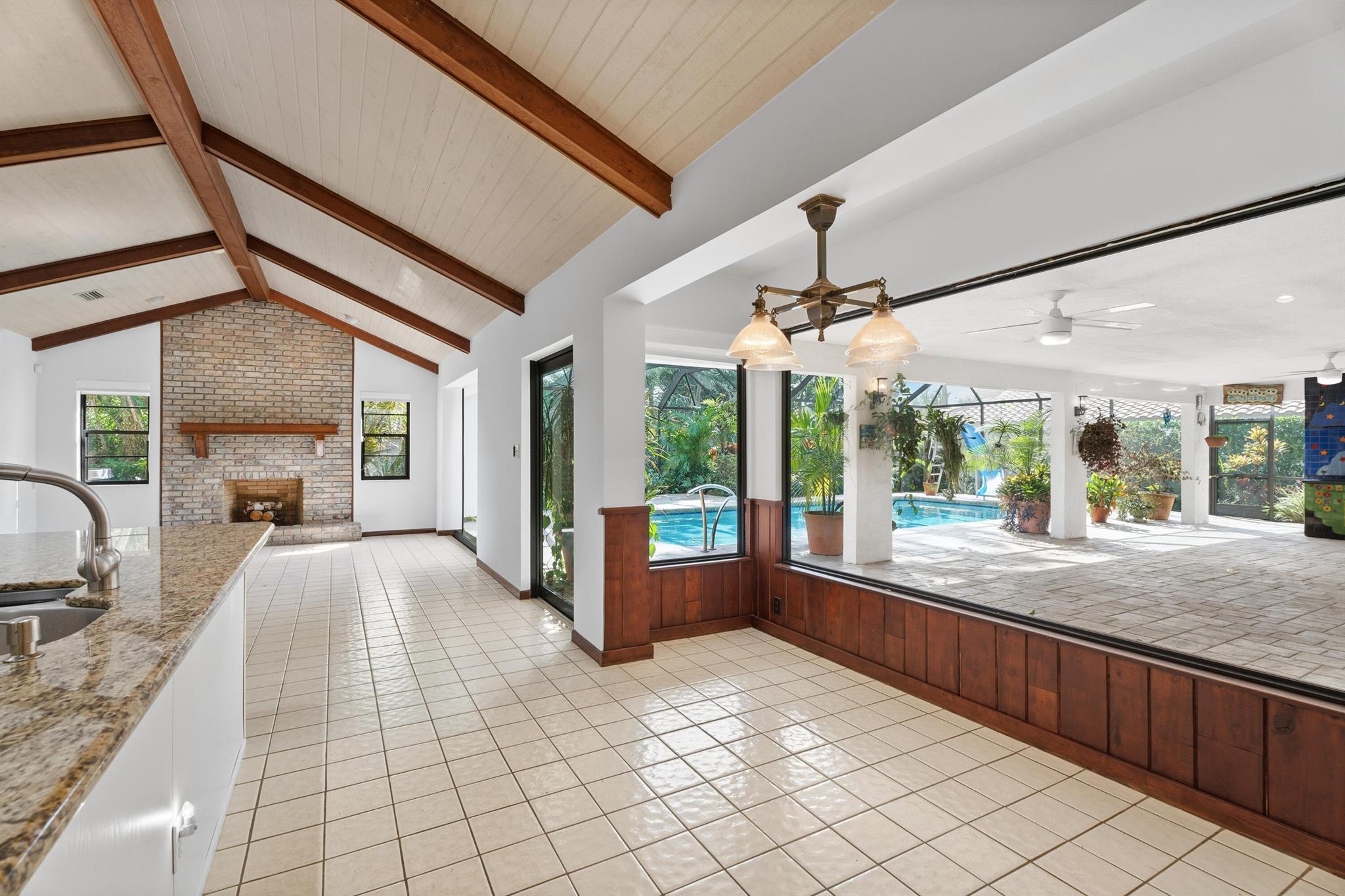 ESTANCIA II OF VIA VERDE - Residential