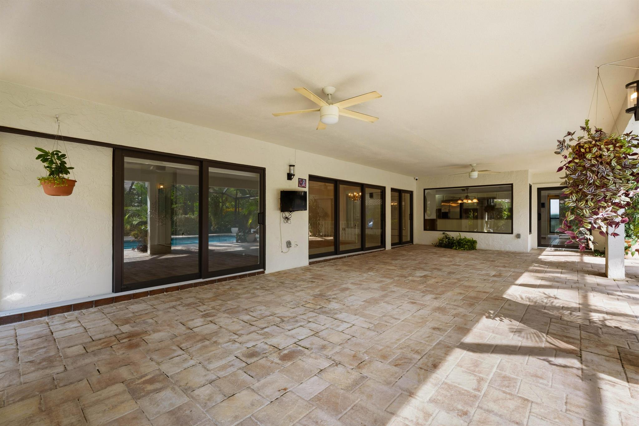 ESTANCIA II OF VIA VERDE - Residential