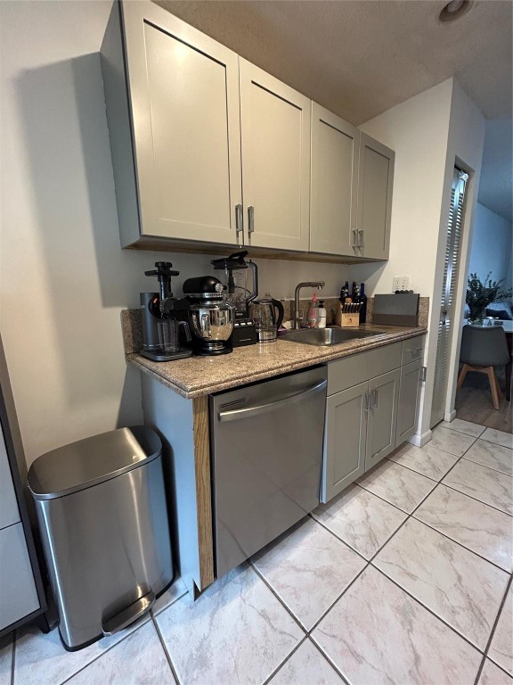 University Club Condo - Residential Lease