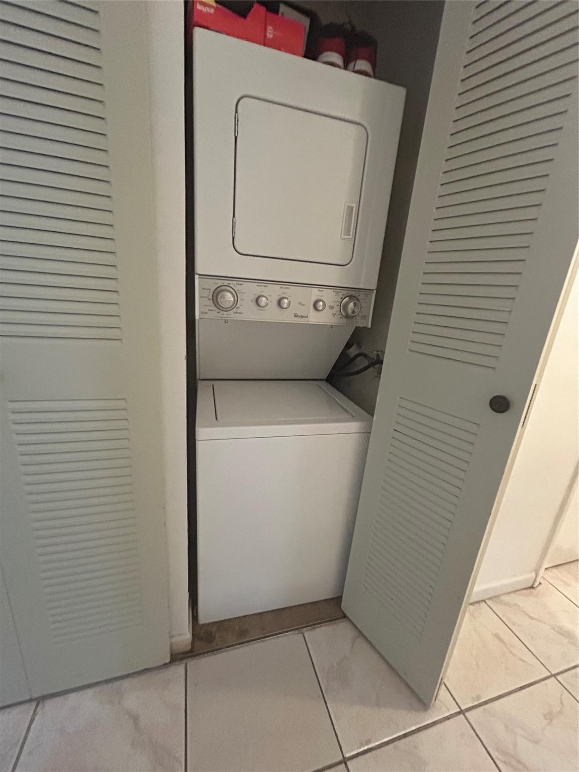 University Club Condo - Residential Lease