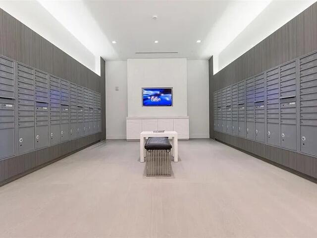 MARINA PALMS RESIDENCES S - Residential