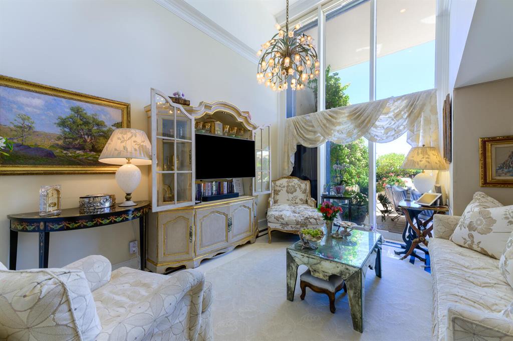 PLAZA OF THE PALM BEACHES - Residential