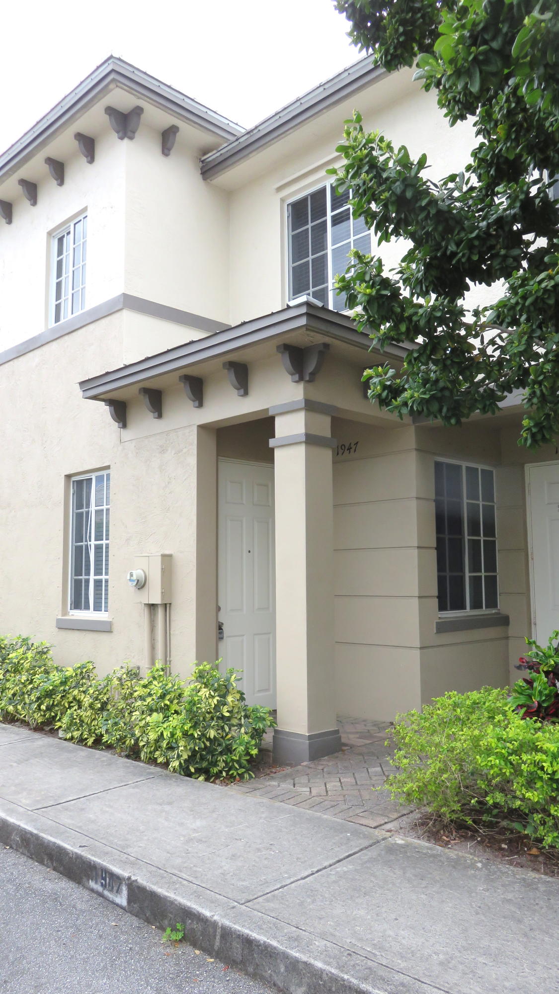 MARSH HARBOUR 3 CONDO - Residential Lease