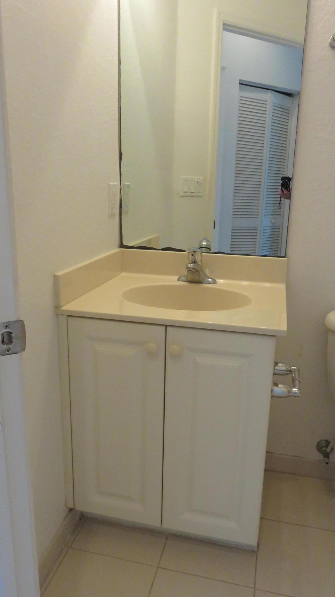 MARSH HARBOUR 3 CONDO - Residential Lease