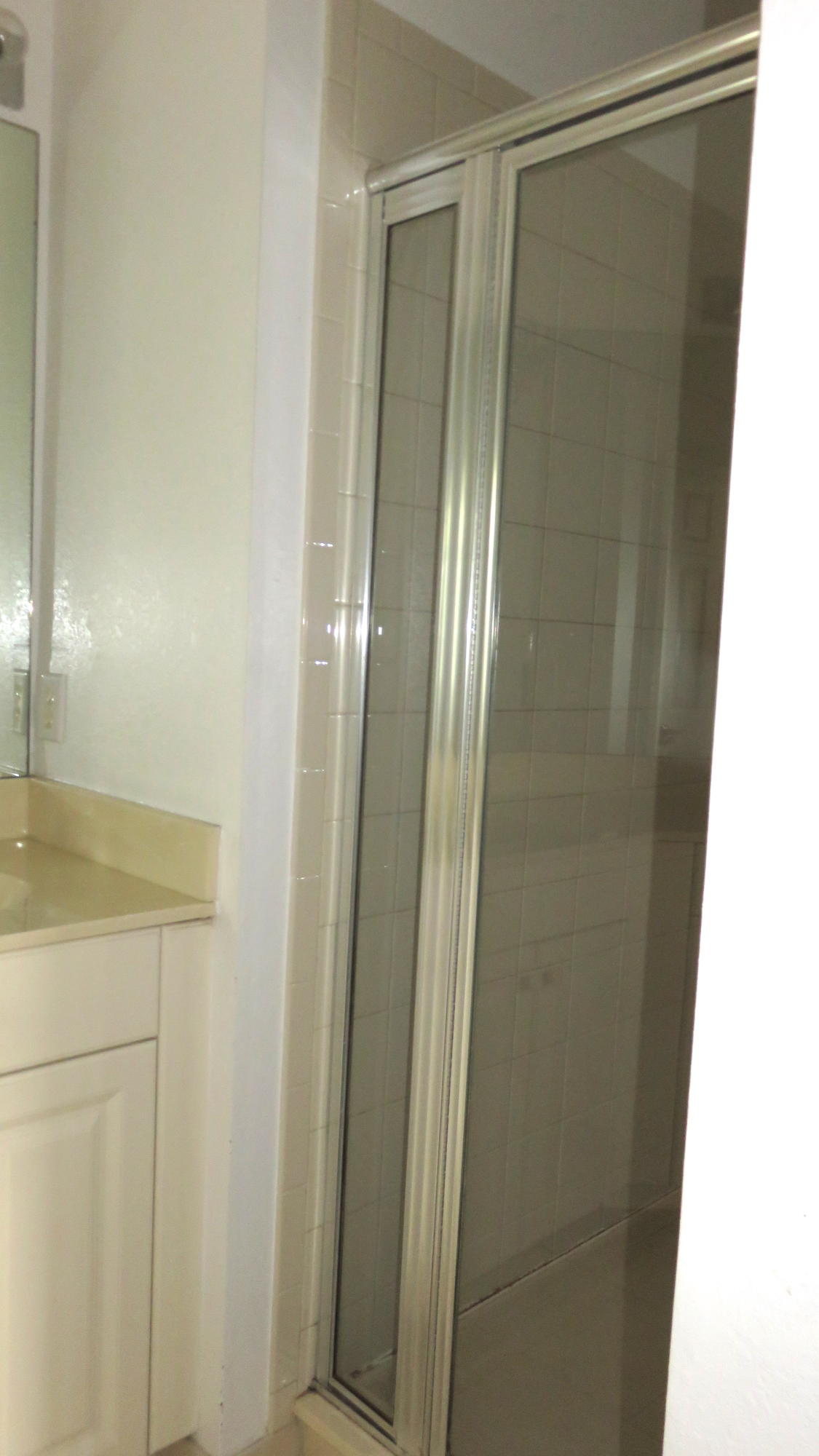 MARSH HARBOUR 3 CONDO - Residential Lease