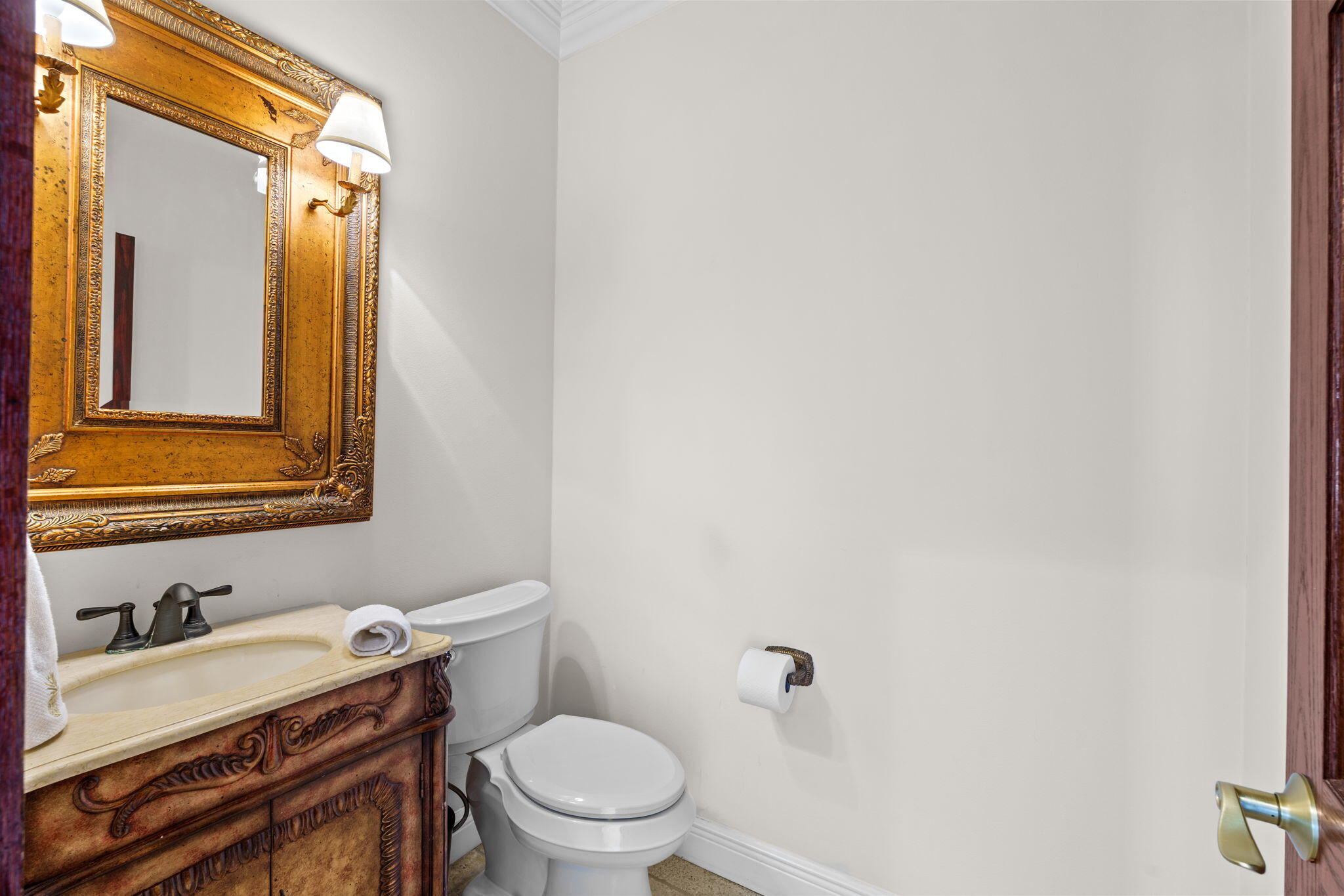 WHISPERING PINES - Residential