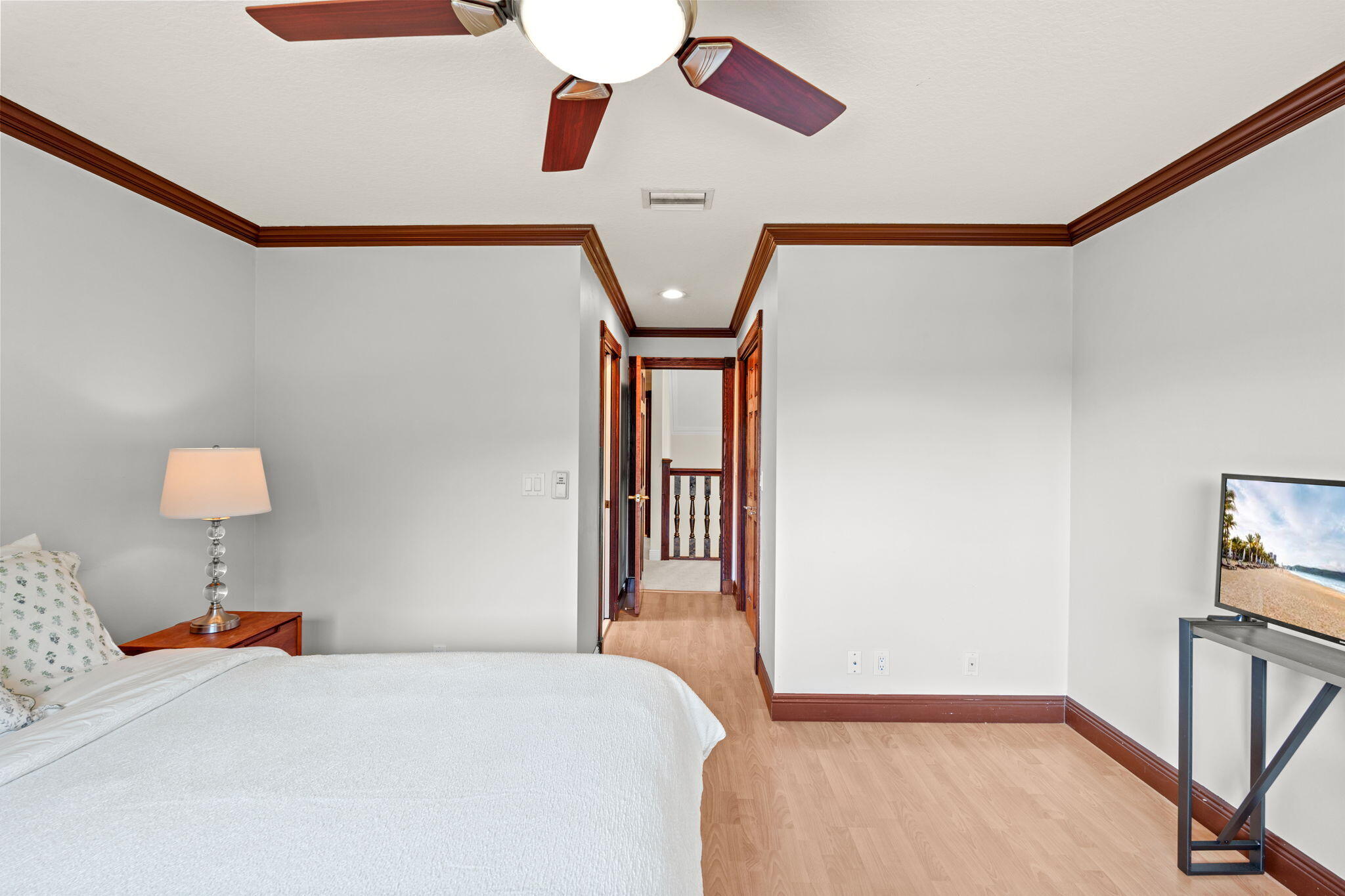 WHISPERING PINES - Residential