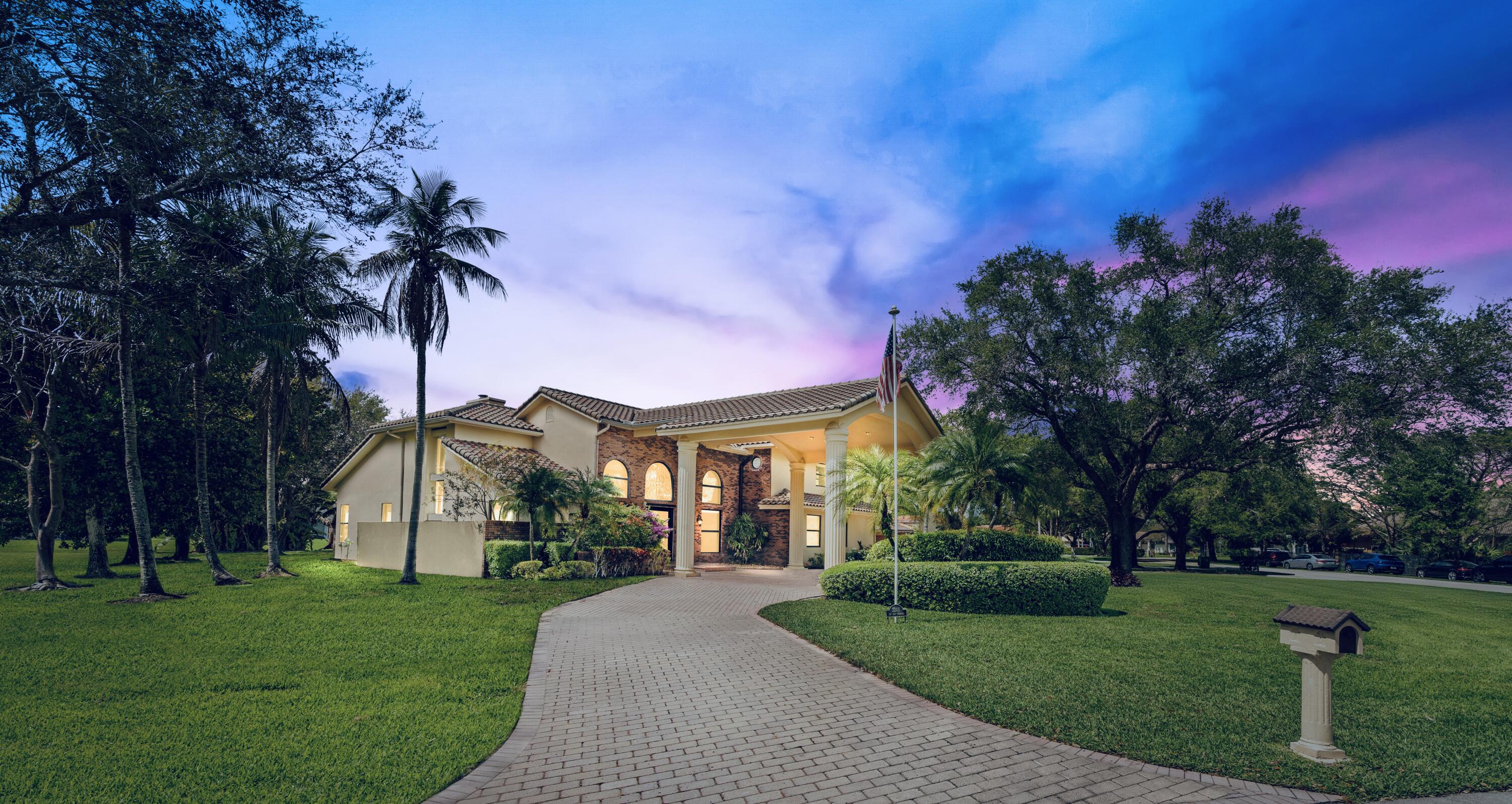 WHISPERING PINES - Residential